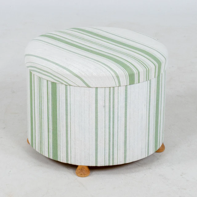 POUF, mediados del siglo XX