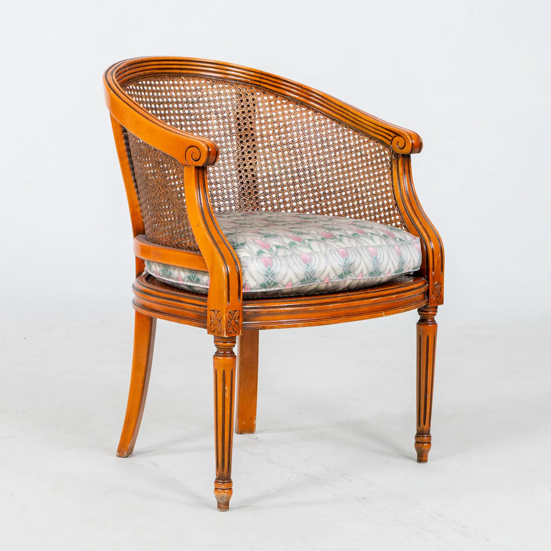 SILLÓN, estilo gustaviano, segunda mitad del siglo XX