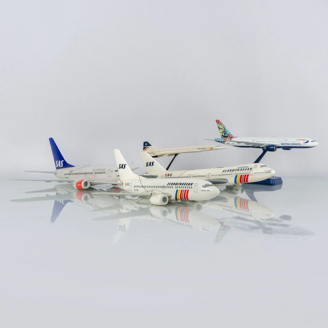OK to donate to charity. MODEL AIRCRAFT, 5 pcs, the second half of the 1900s