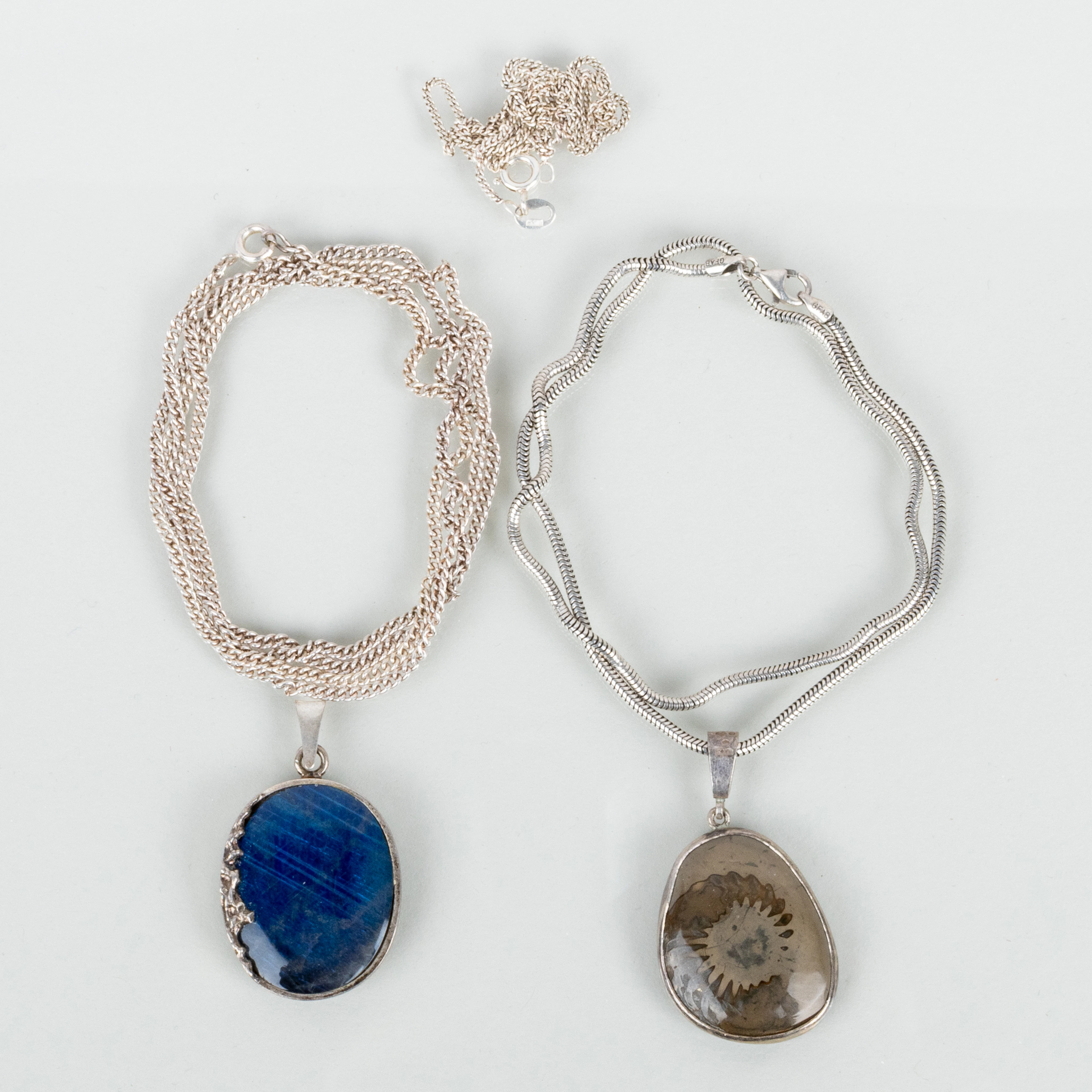 COLLANE E PENDENTI, 5 pezzi, argento, 1900/2000