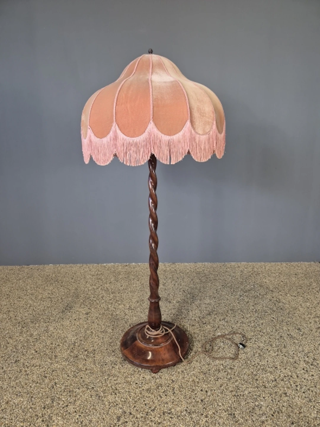 Golvlampa. 1900-tal.