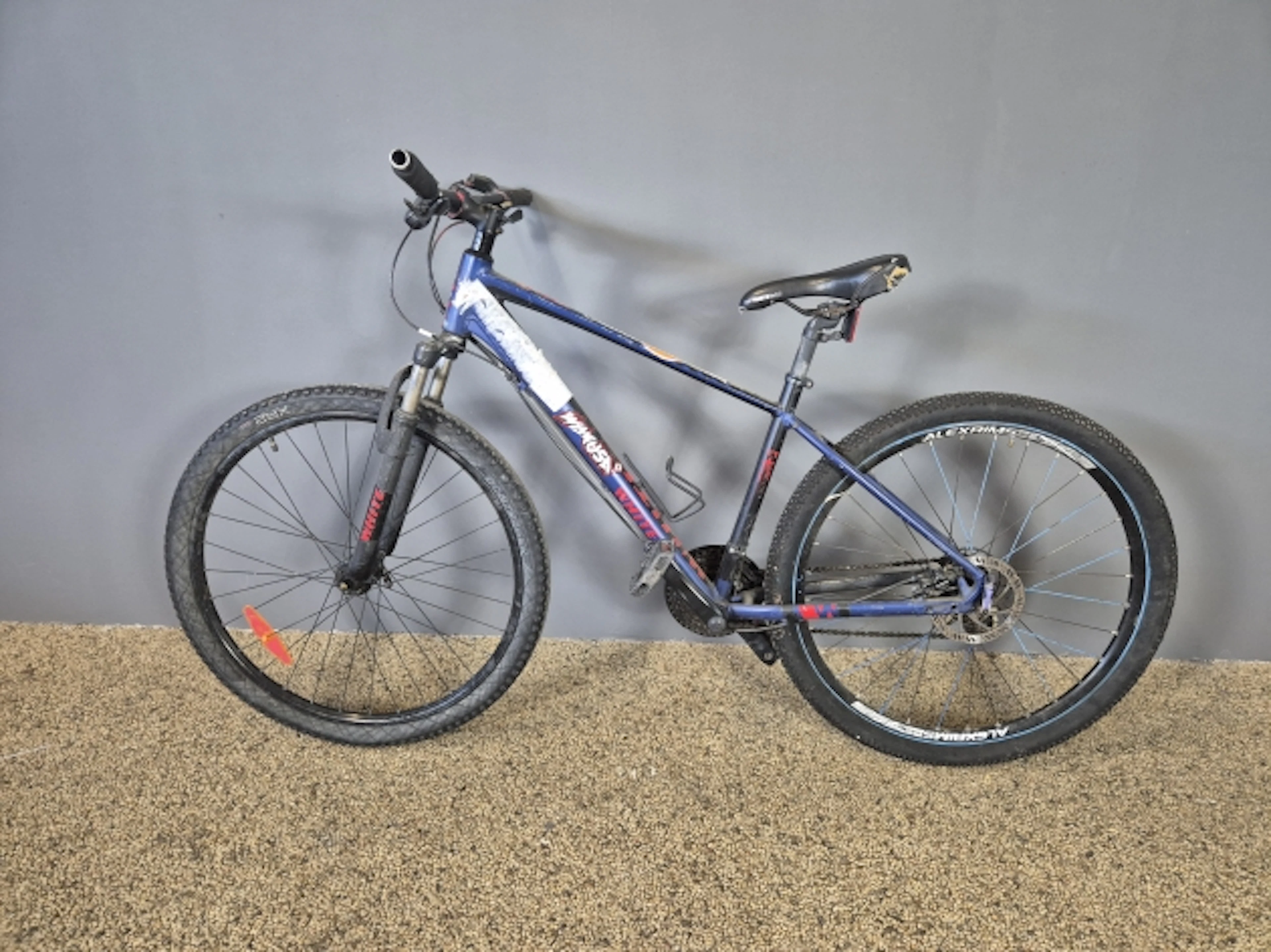 Mountainbike. White. Ramstorlek 17,5".