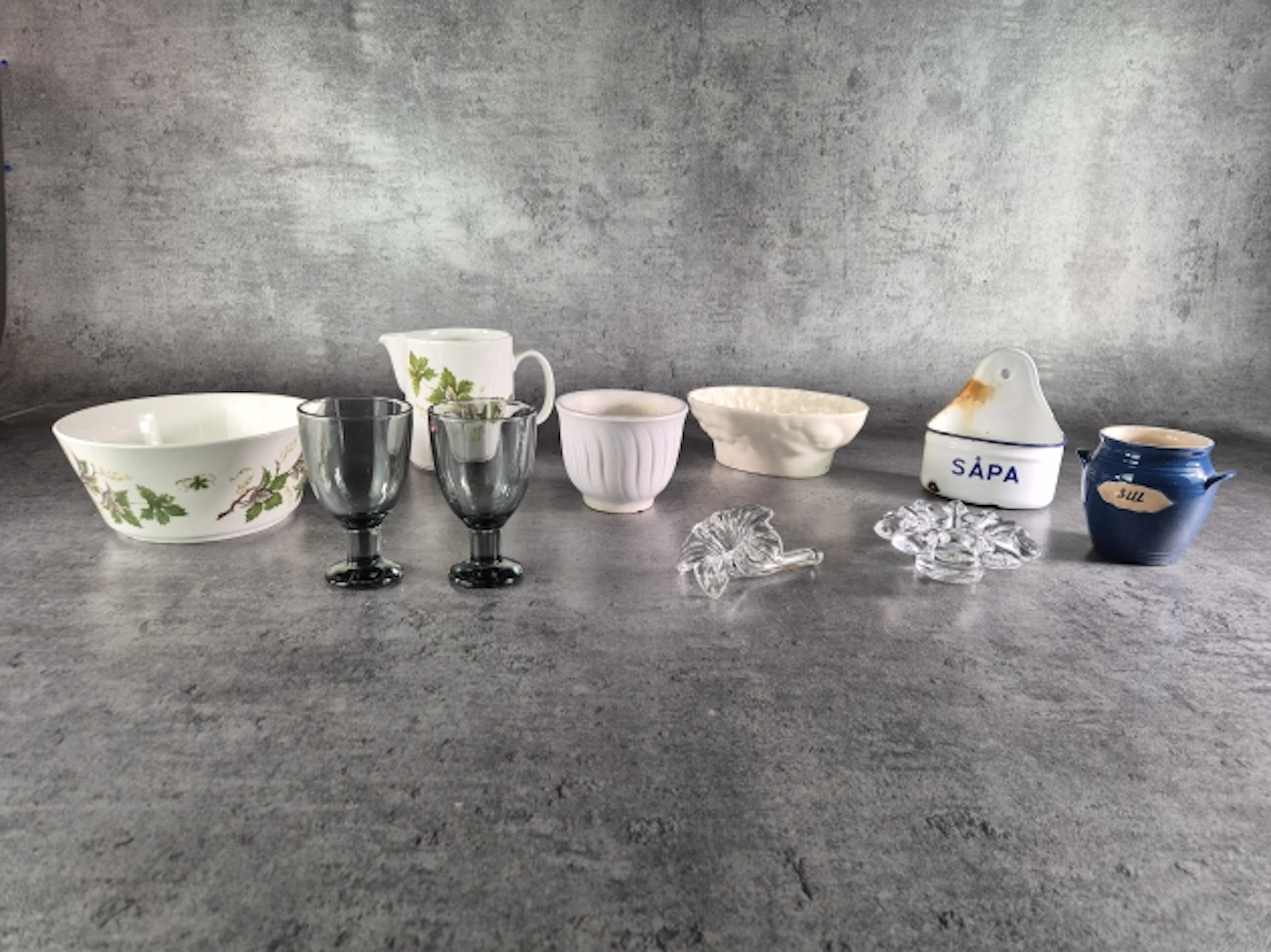 Parti diverse. Bl.a. 2st Iittala glas.