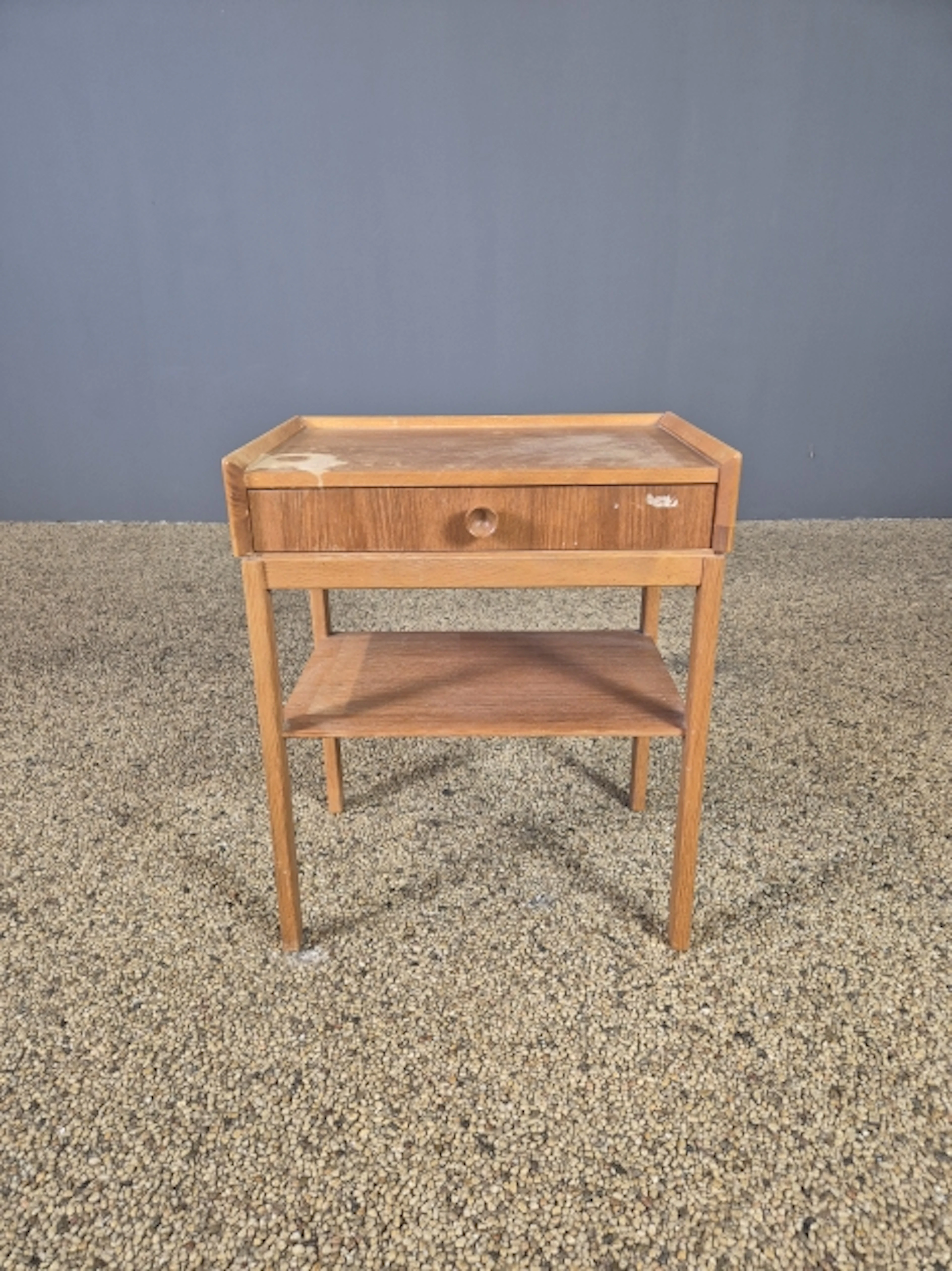 Sängbord. Teak.