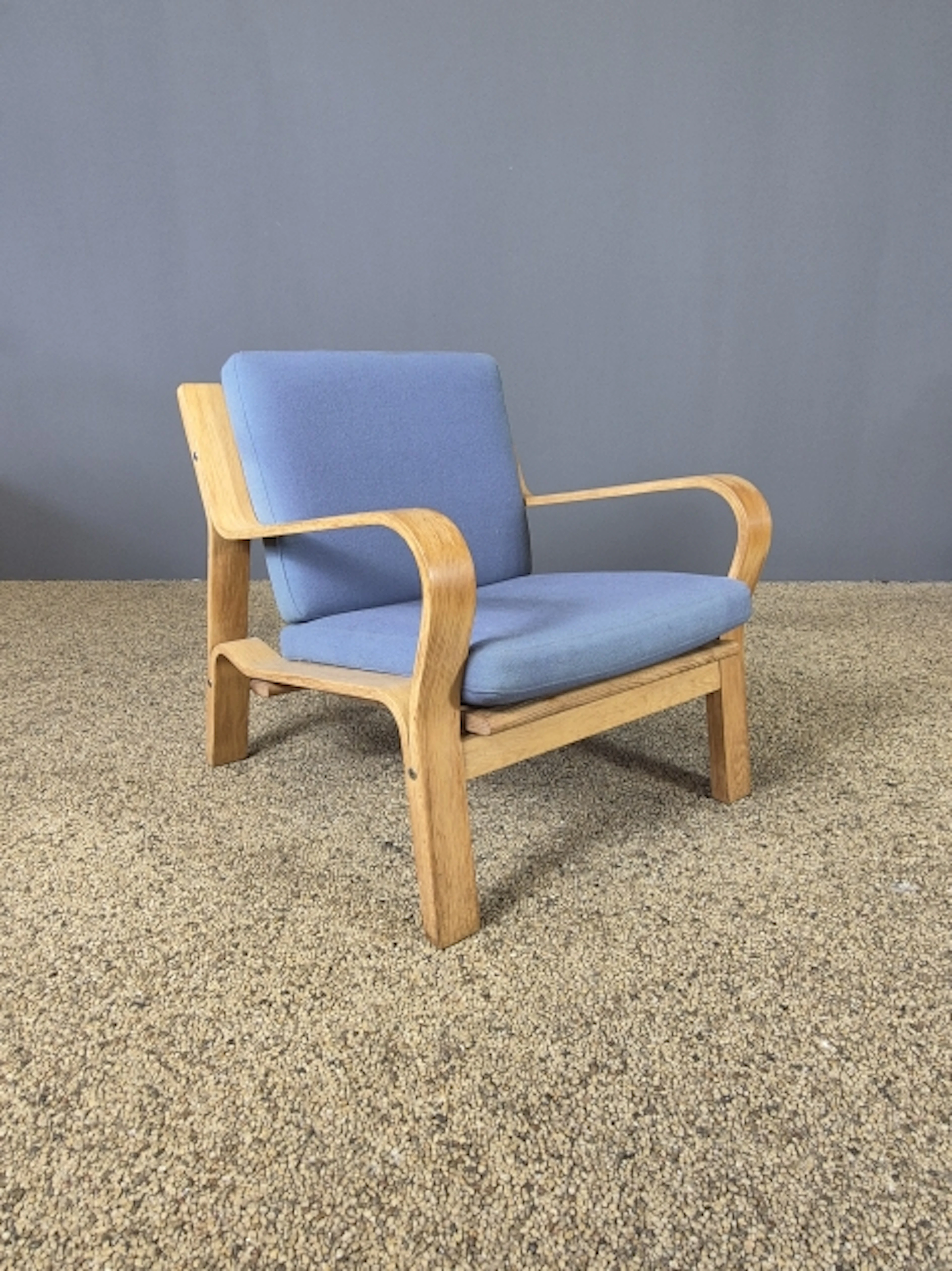 Fåtölj. GE-671, Hans J. Wegner. Getama, Gedsted, Danmark.