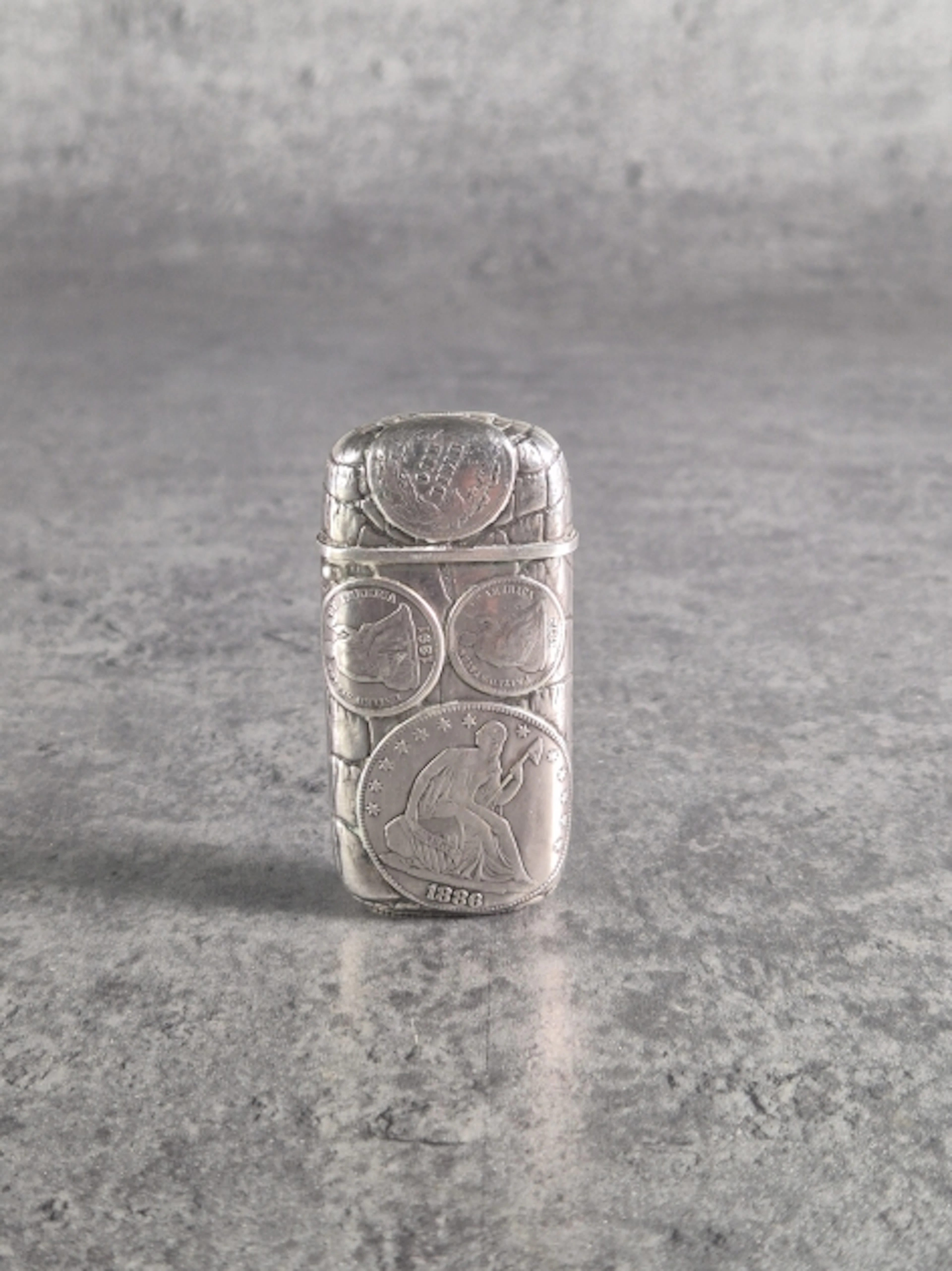 Etui. Silver.