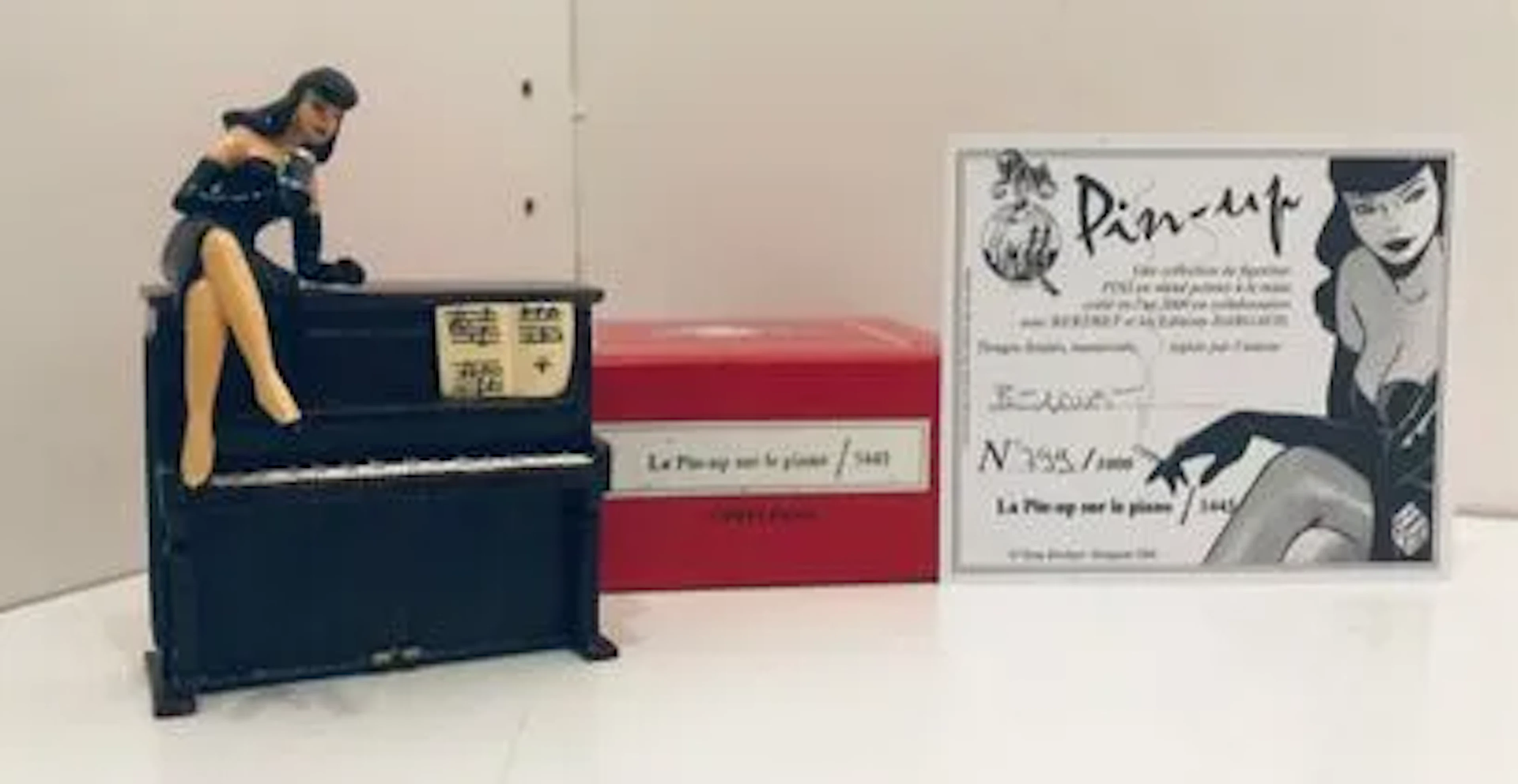 5445 Pixi Berthet - Pin-Up : La Pin'up sur le piano - Limite - Lot 132