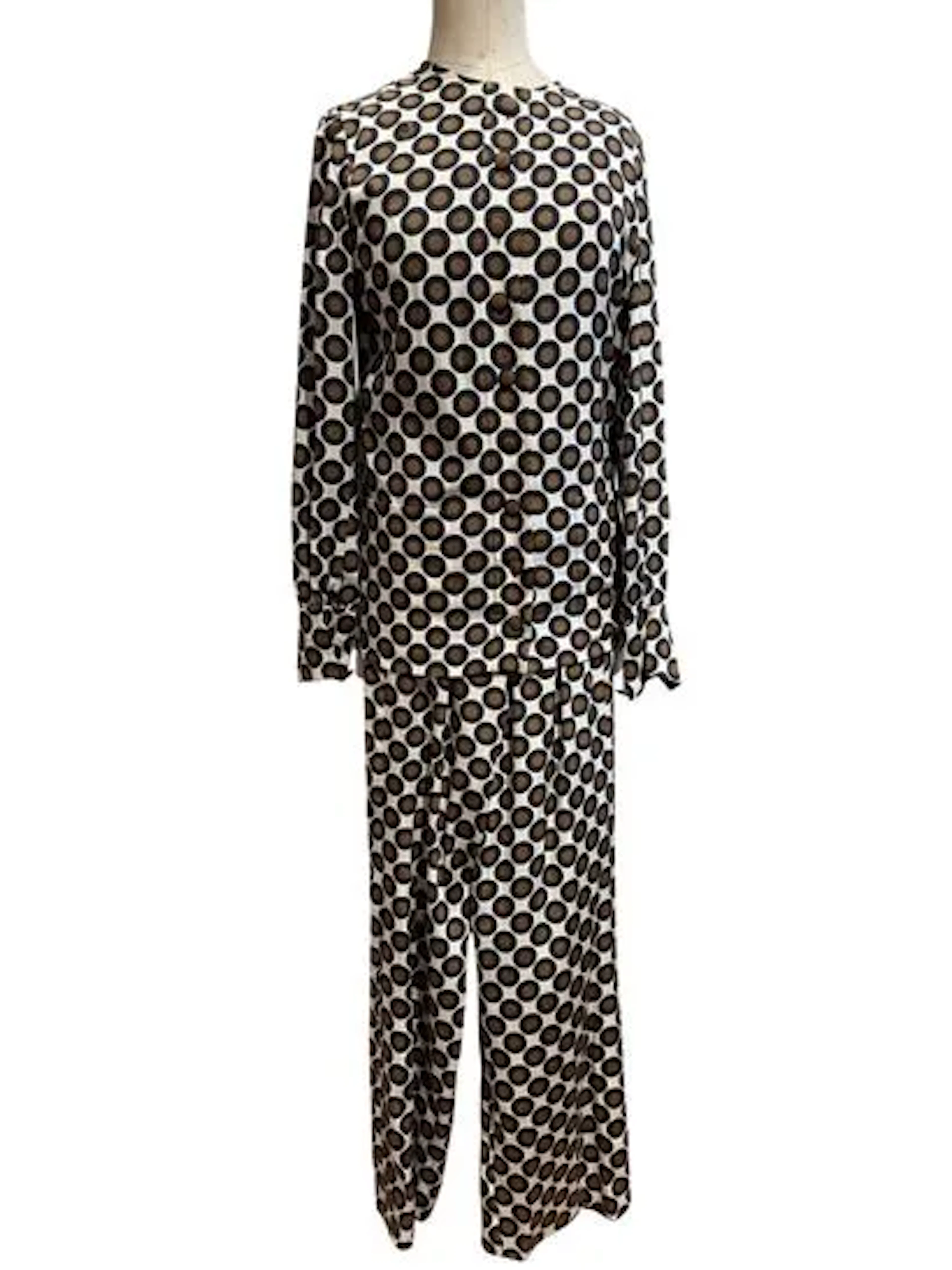 YVES SAINT LAURENT - Lot 29