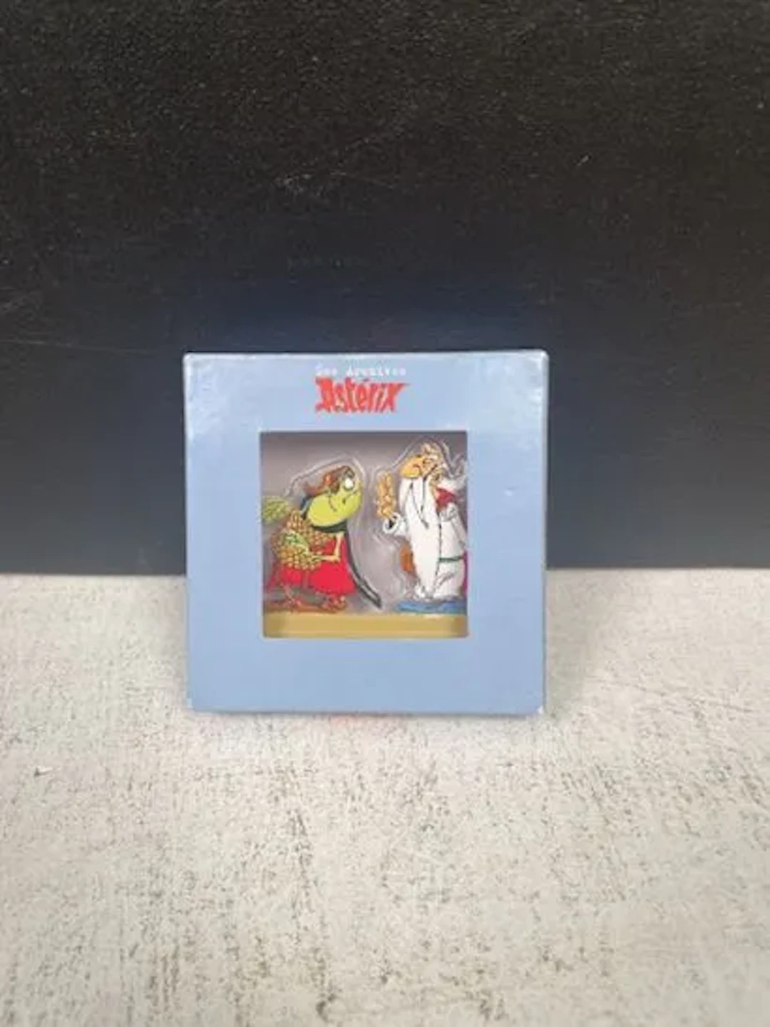 ASTÉRIX (Goscinny & Uderzo) - Figurine plate en métal : Pano - Lot 52