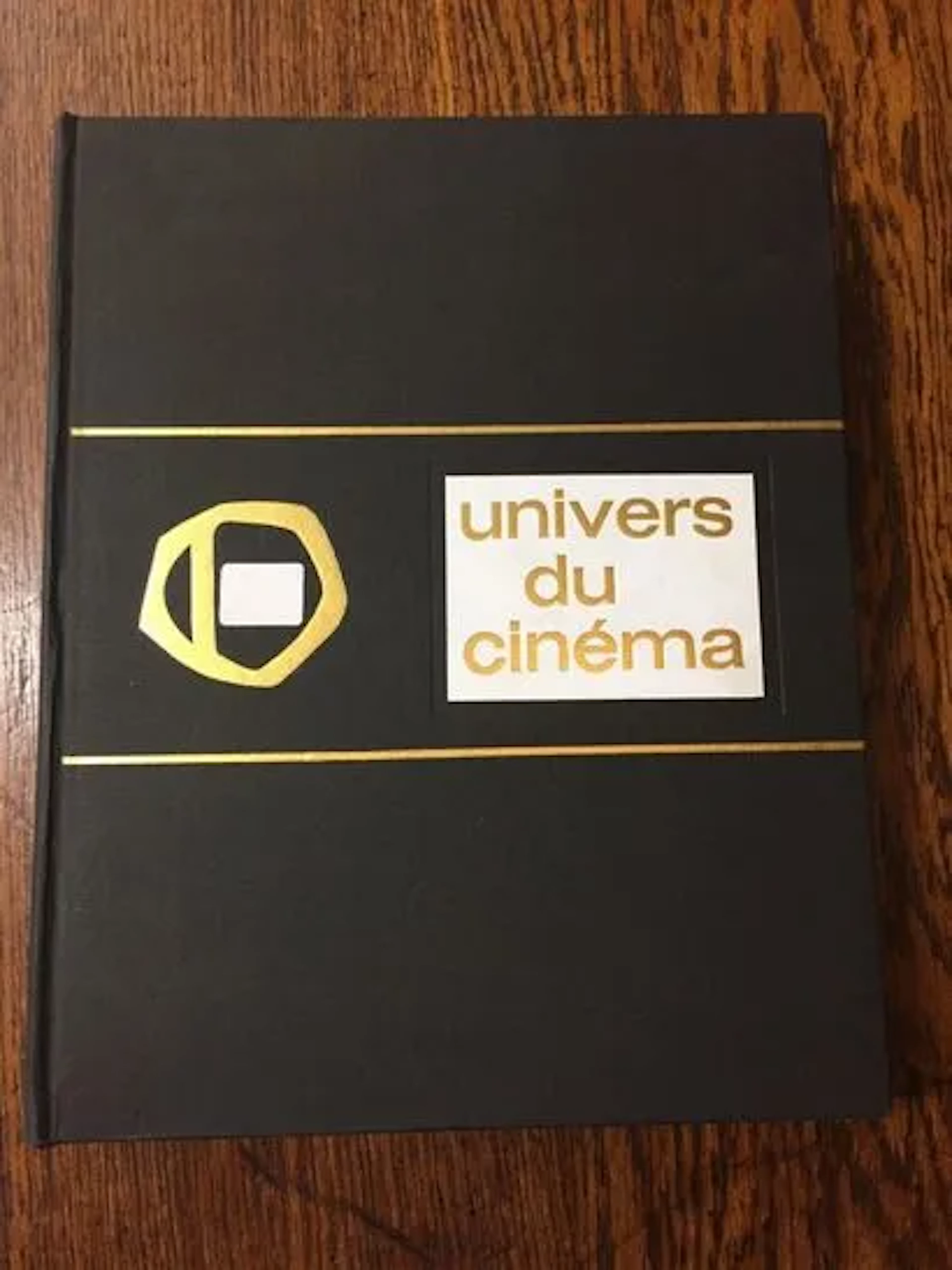 The World of Cinema. Paris: Éditions Félix Touron, 23 rue du - Lot 293