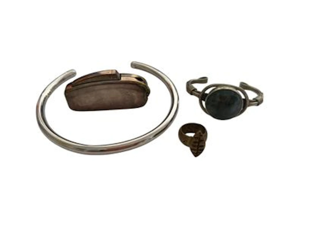 JEWELRY - Lot 270