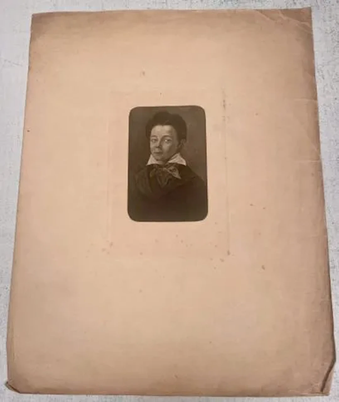 PORTRAIT D'ENFANT — PHOTOGRAPHIE / REPRODUCTION PHOTOGRAPHIQ - Lot 266