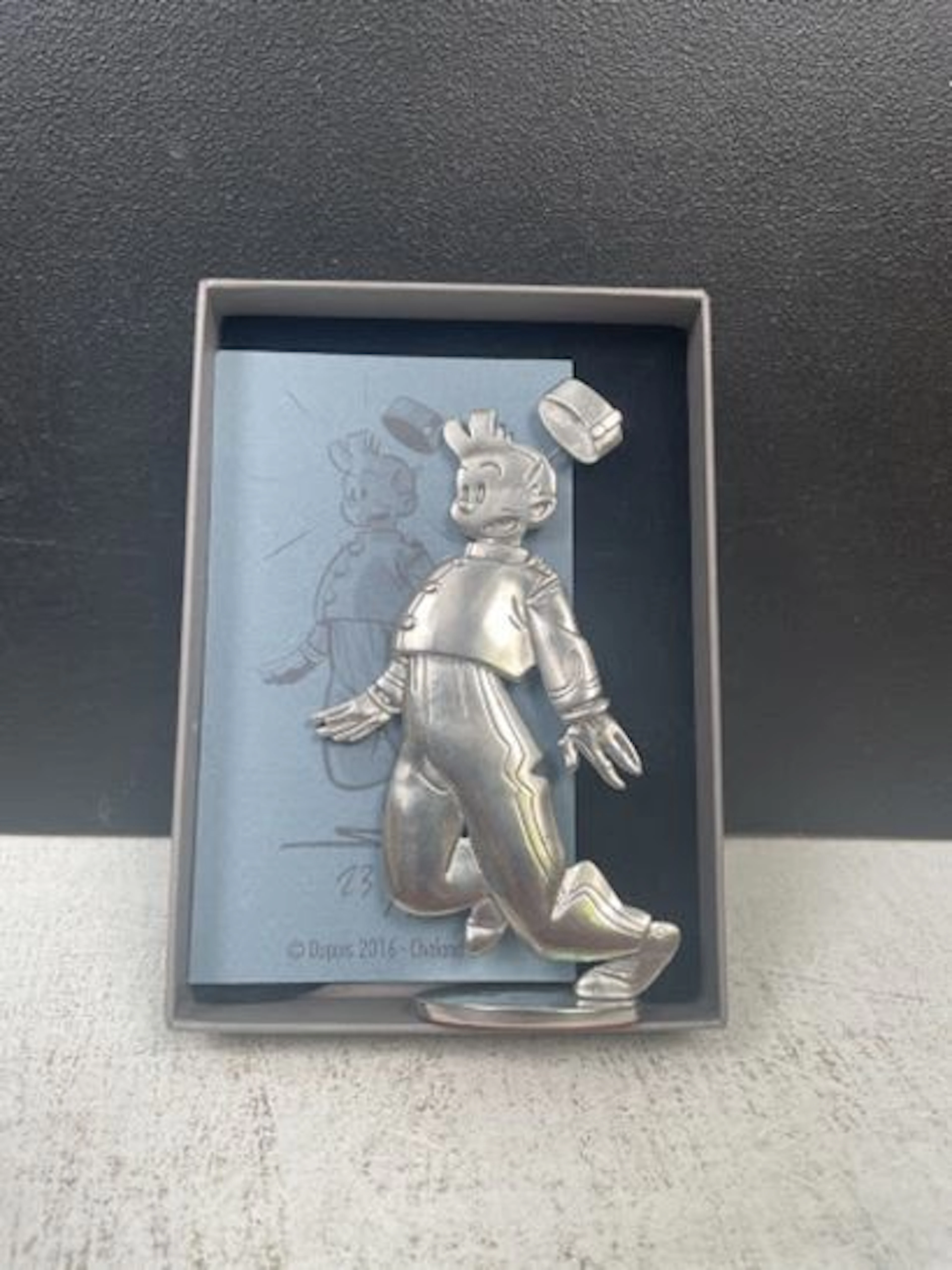 SPIROU (Yves Chaland) - Pewter figurine: Spirou Running (Les - Lot 203