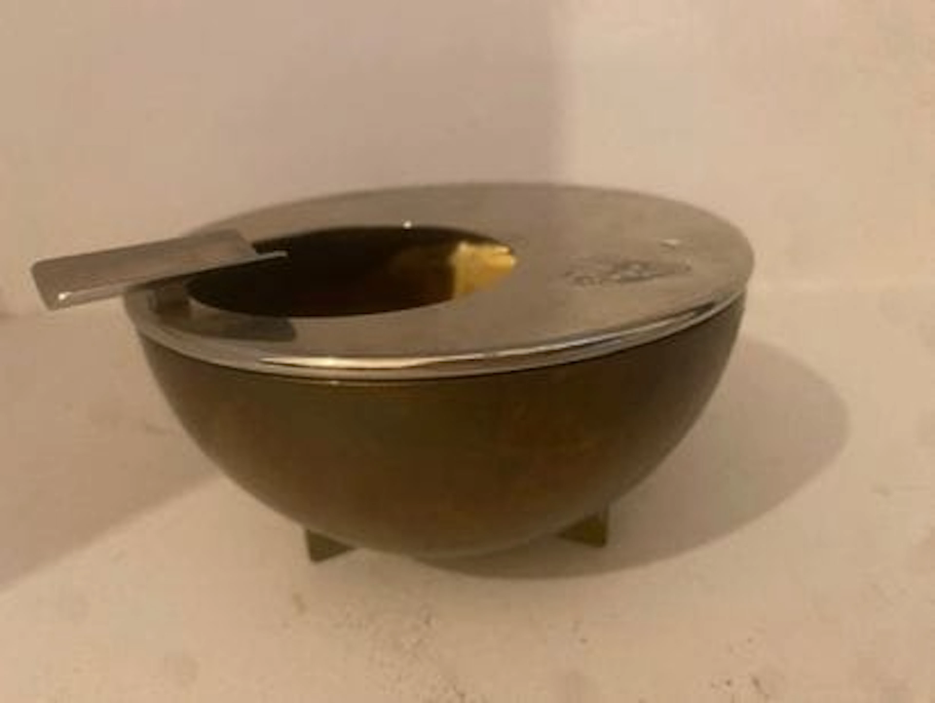 ALESSI BASED ON THE BAHAUS DESIGN BY MARIANNE BRANDT - Lot 397