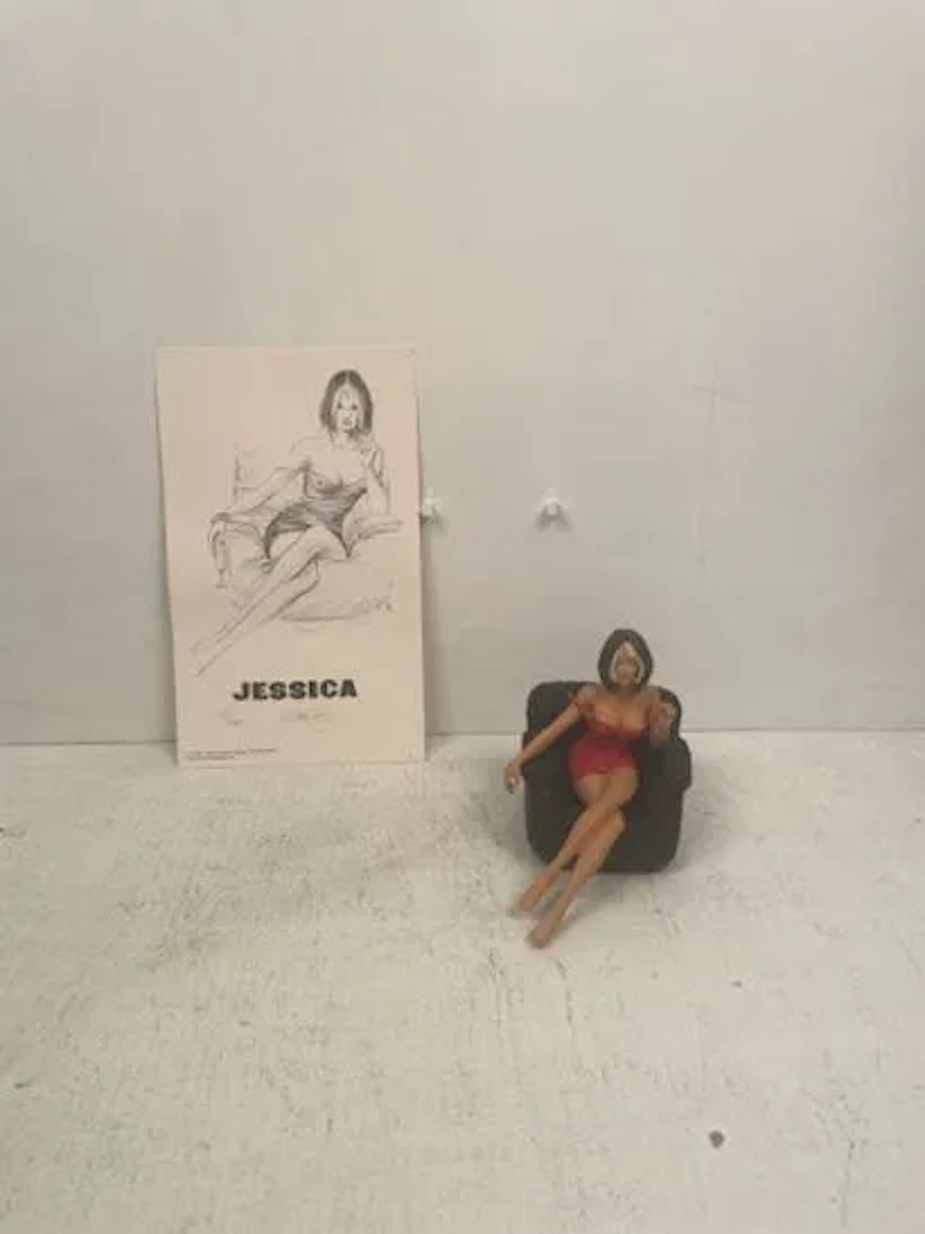 Attakus / Hyphren - Jessica Martin in the "XIII" Chair - Res - Lot 293