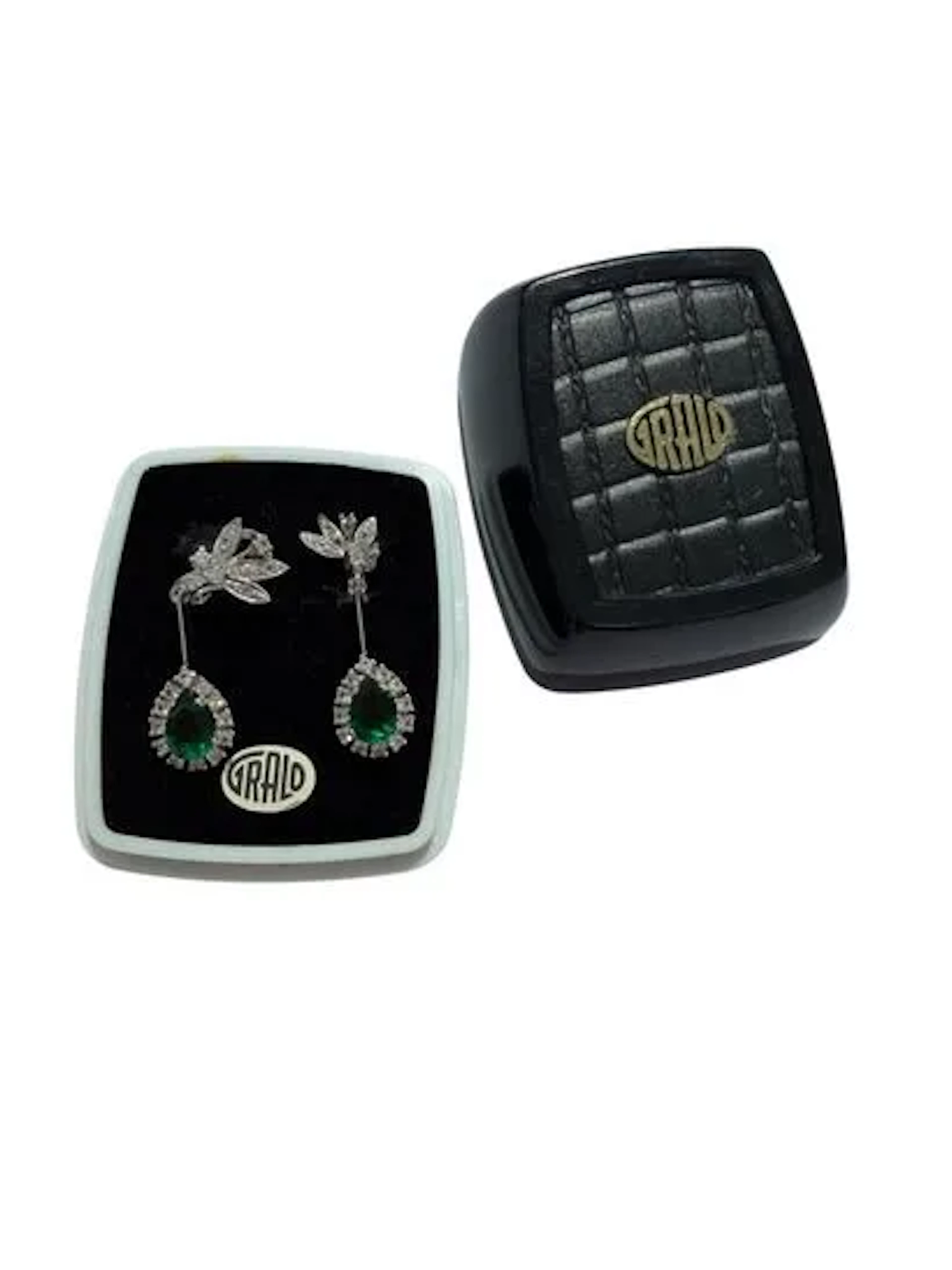 EARRINGS - Lot 191