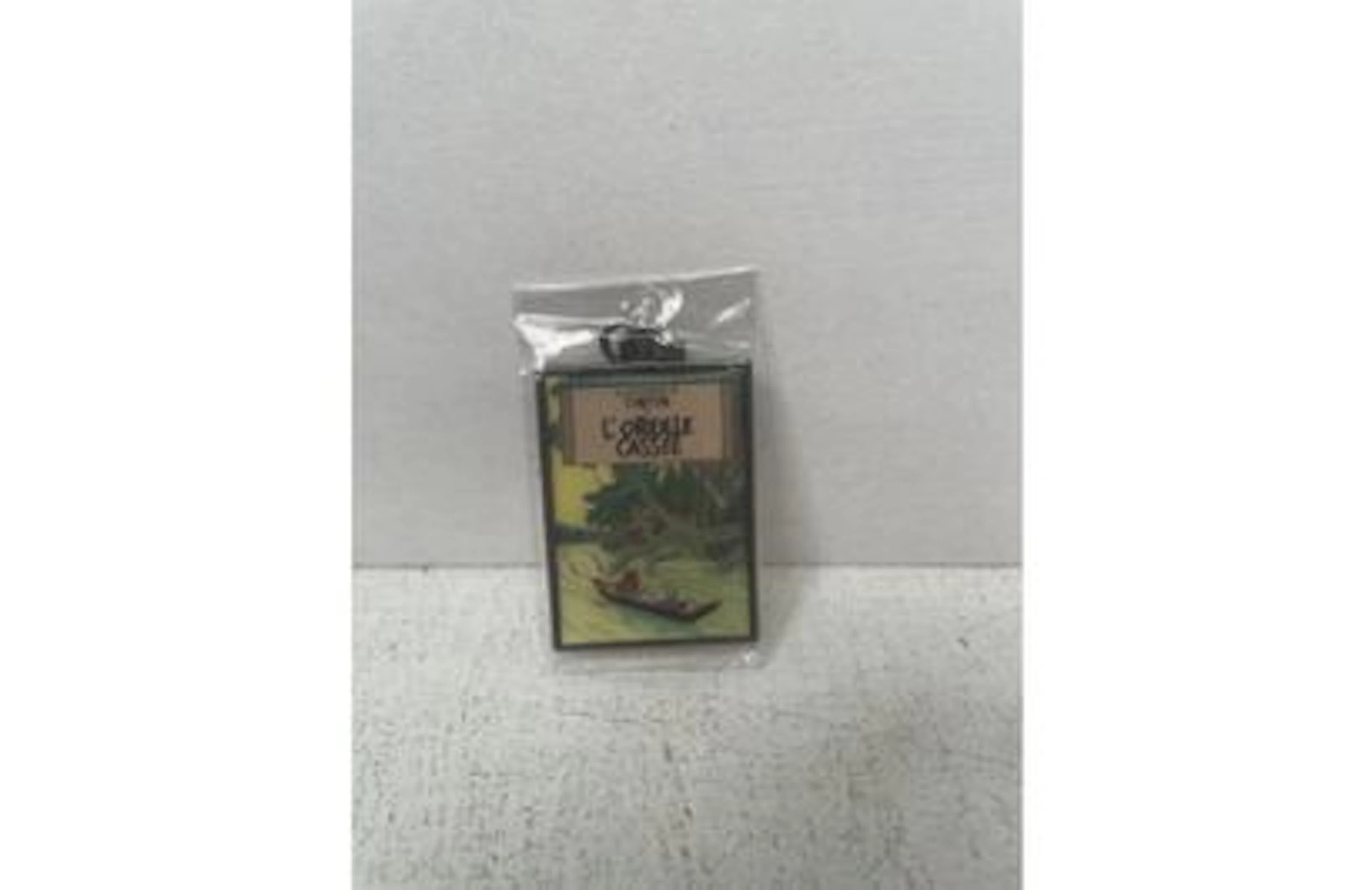 Collectible Metal Keychain - Tintin "The Broken Ear" - Album - Lot 280