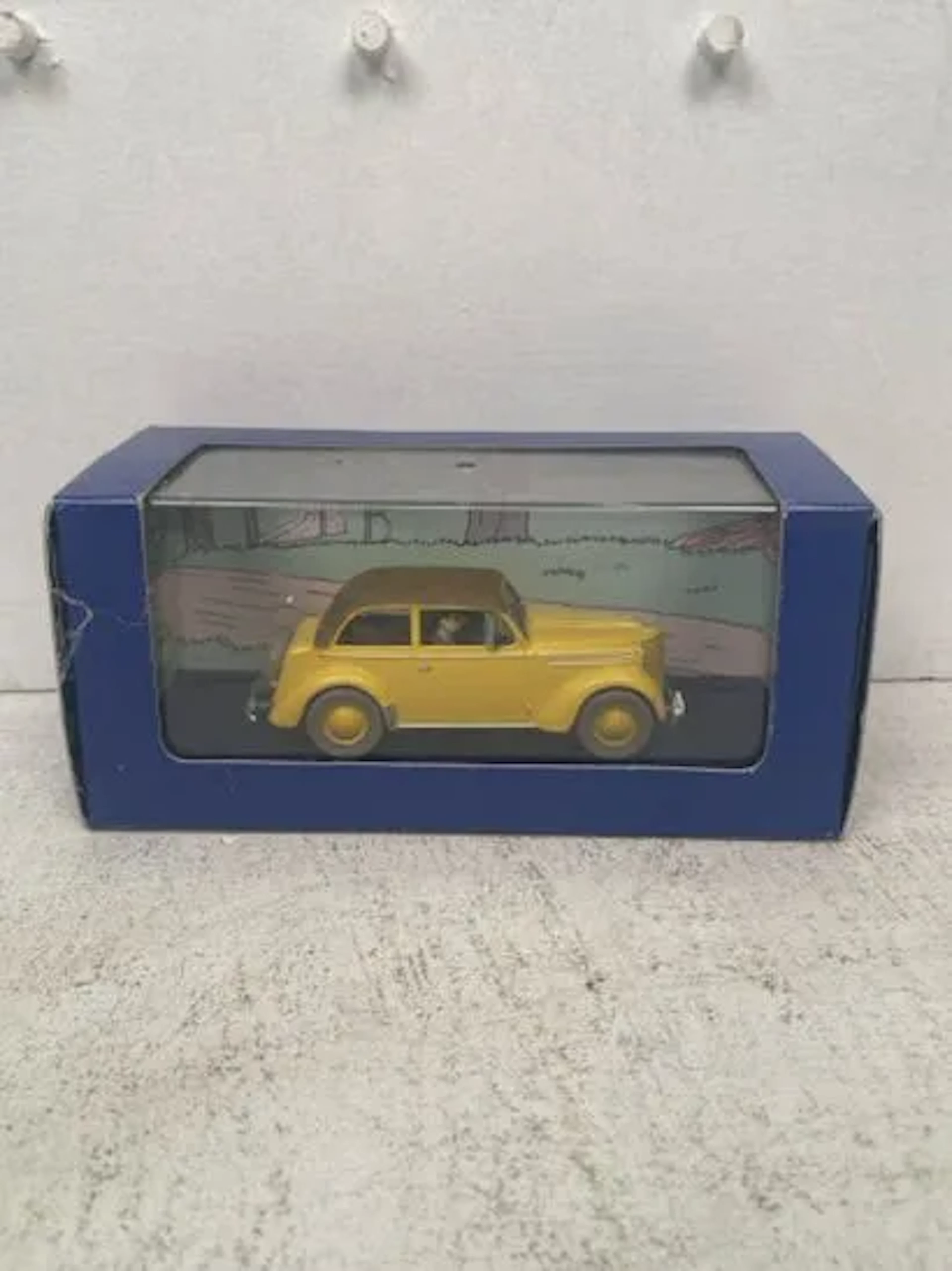 1/43 Scale Tintin Car "The Opel Olympia Cabriolet" - King Ot - Lot 268