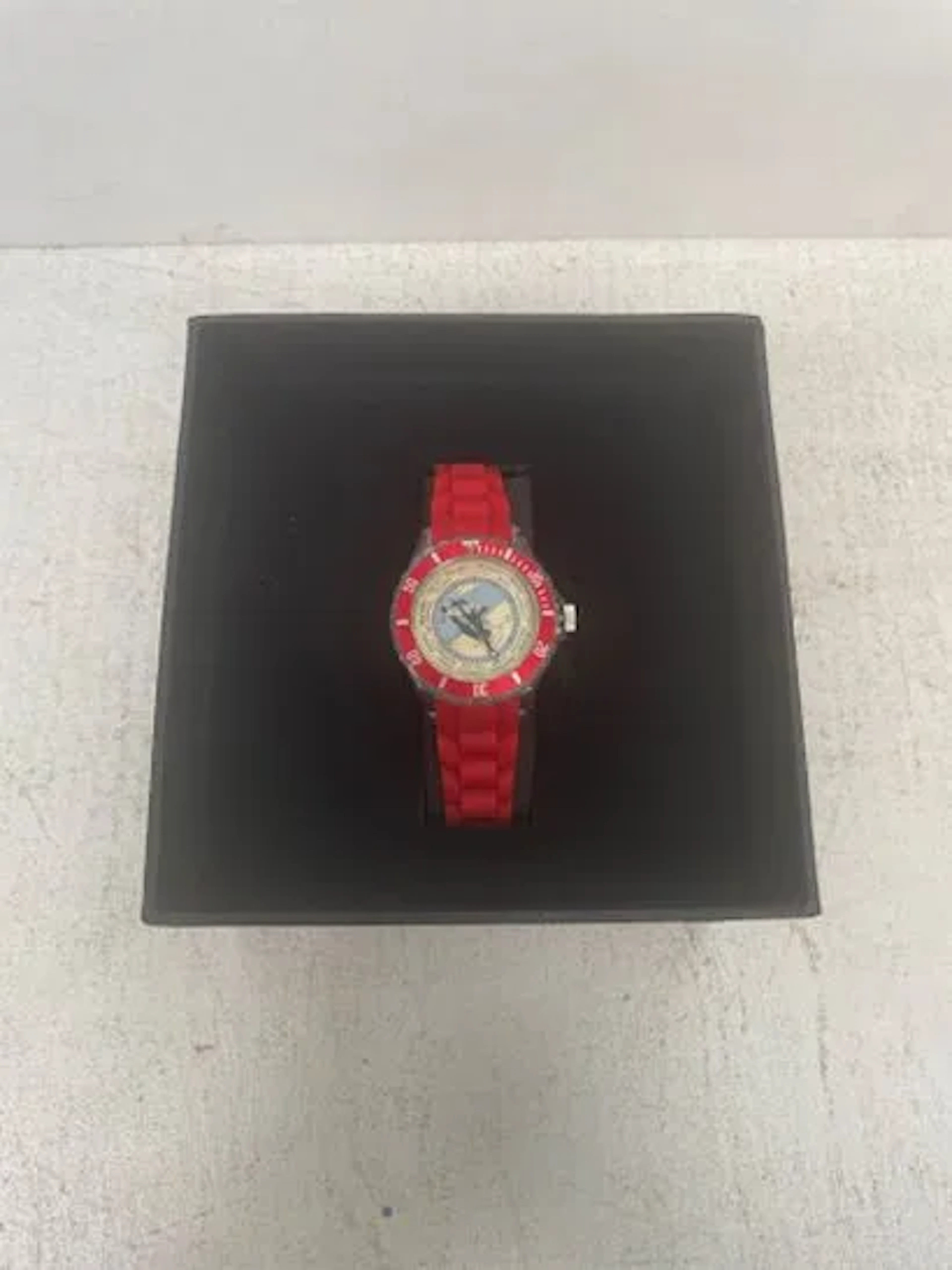Montre Collector Tintin Time - Vol 714 pour Sydney (Tintin & - Lot 245