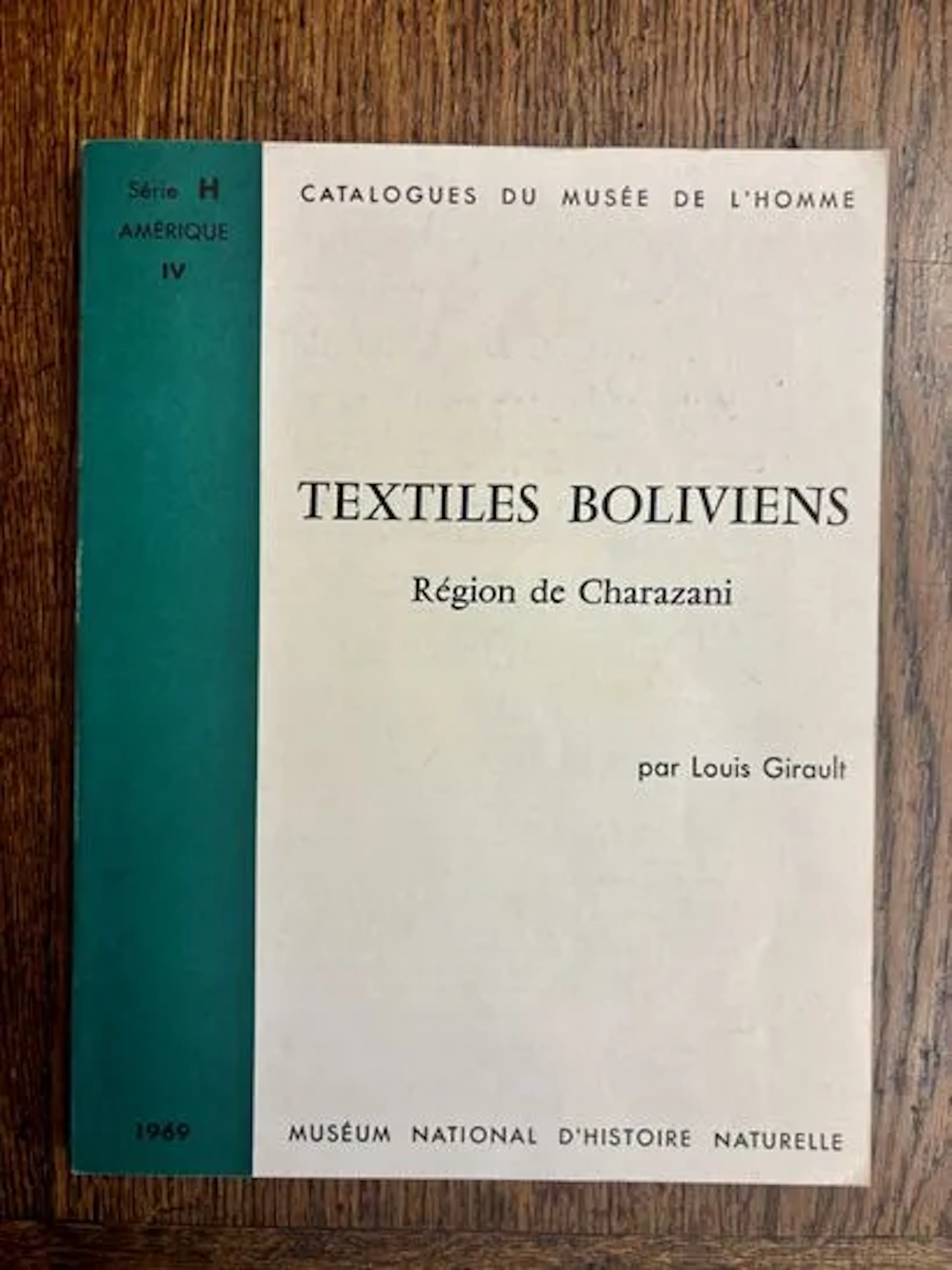 GIRAULT (Louis) — Textiles boliviens. Région de Charazani - Lot 137