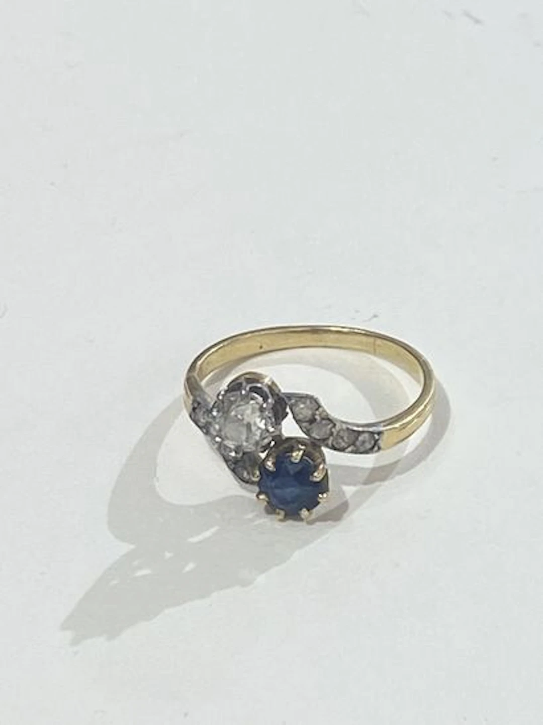 TOI ET MOI DIAMOND AND SAPPHIRE RING - Lot 128