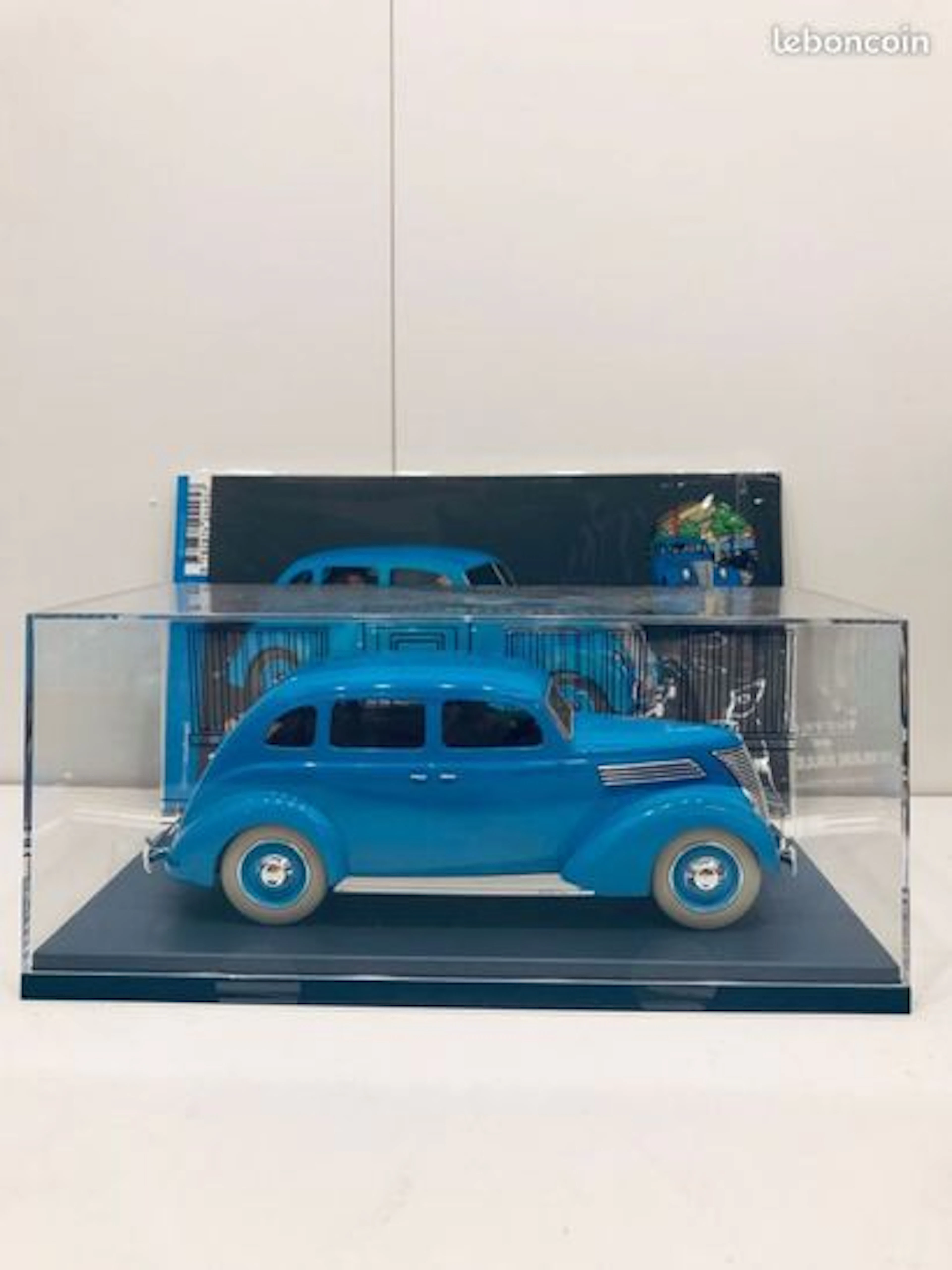 Voiture Tintin N°58 - Le taxi de Marc Charlet - Lot 180