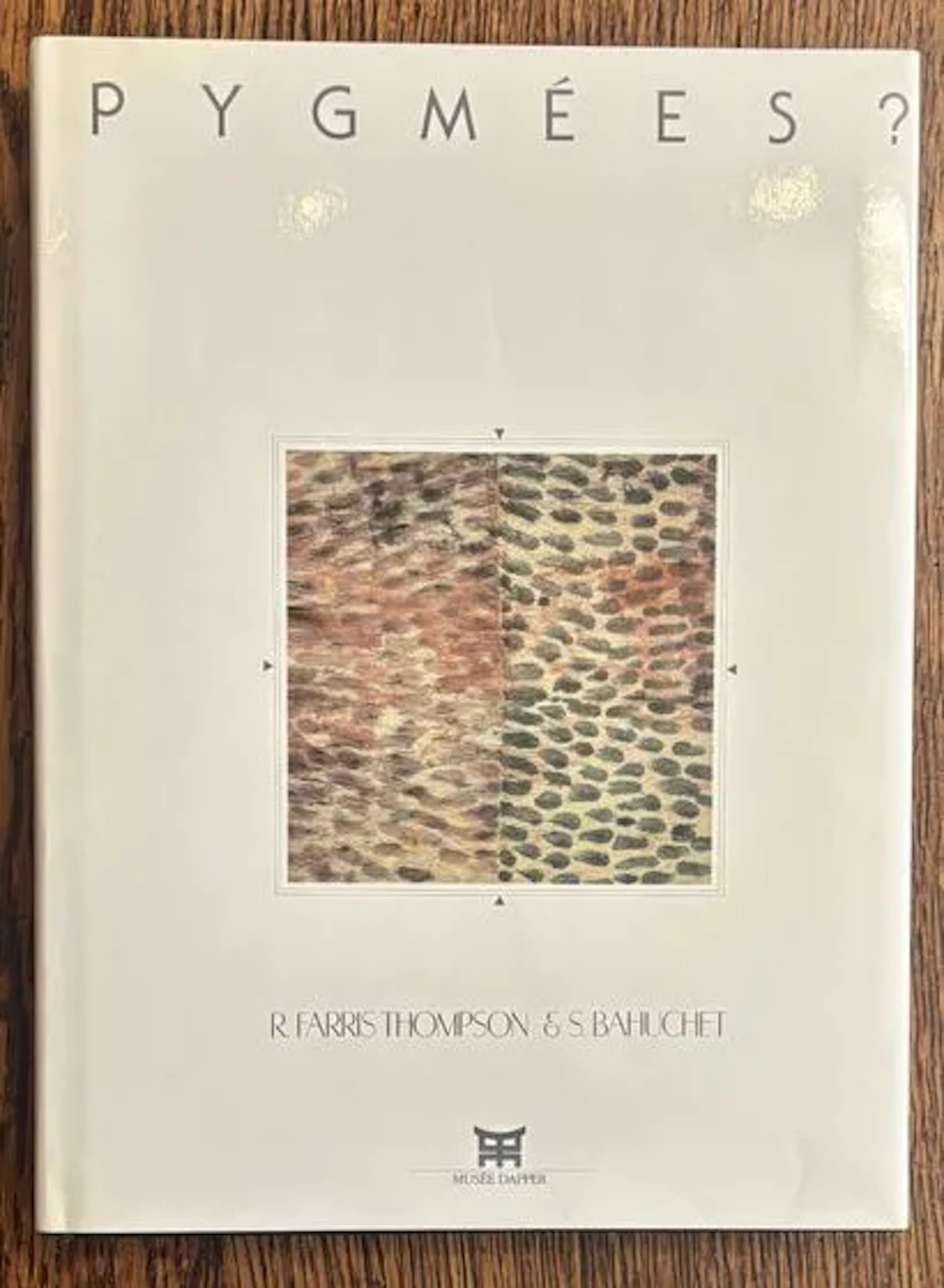 THOMPSON (Robert Farris) & BAHUCHET (Serge). — Pygmées ? Pei - Lot 289