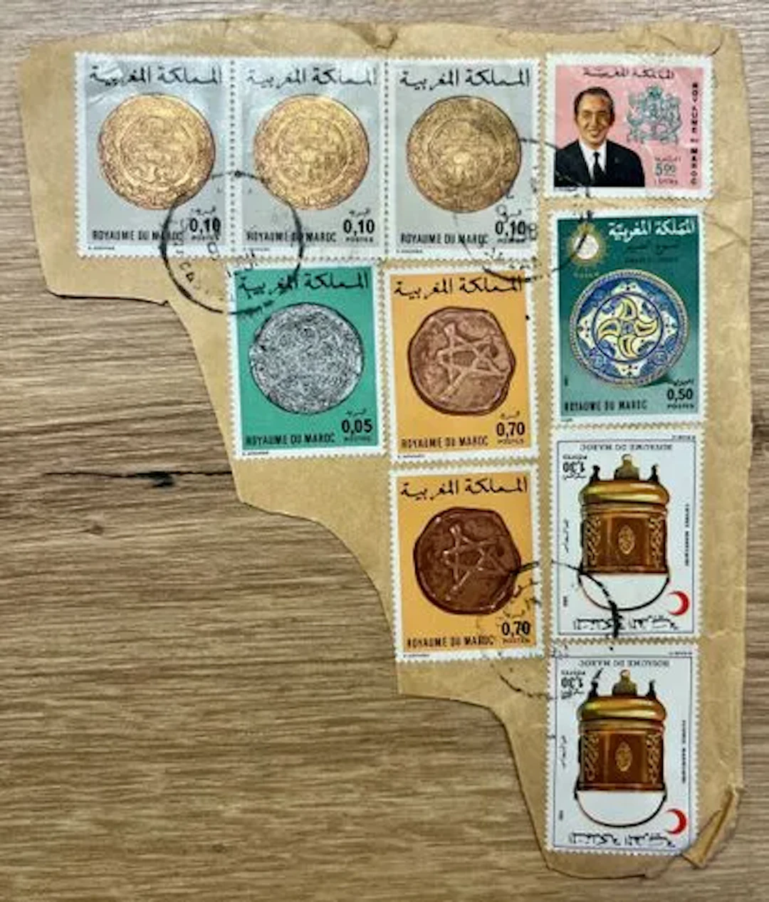 MOROCCO - Ten stamps on a large envelope fragment - Lot 49