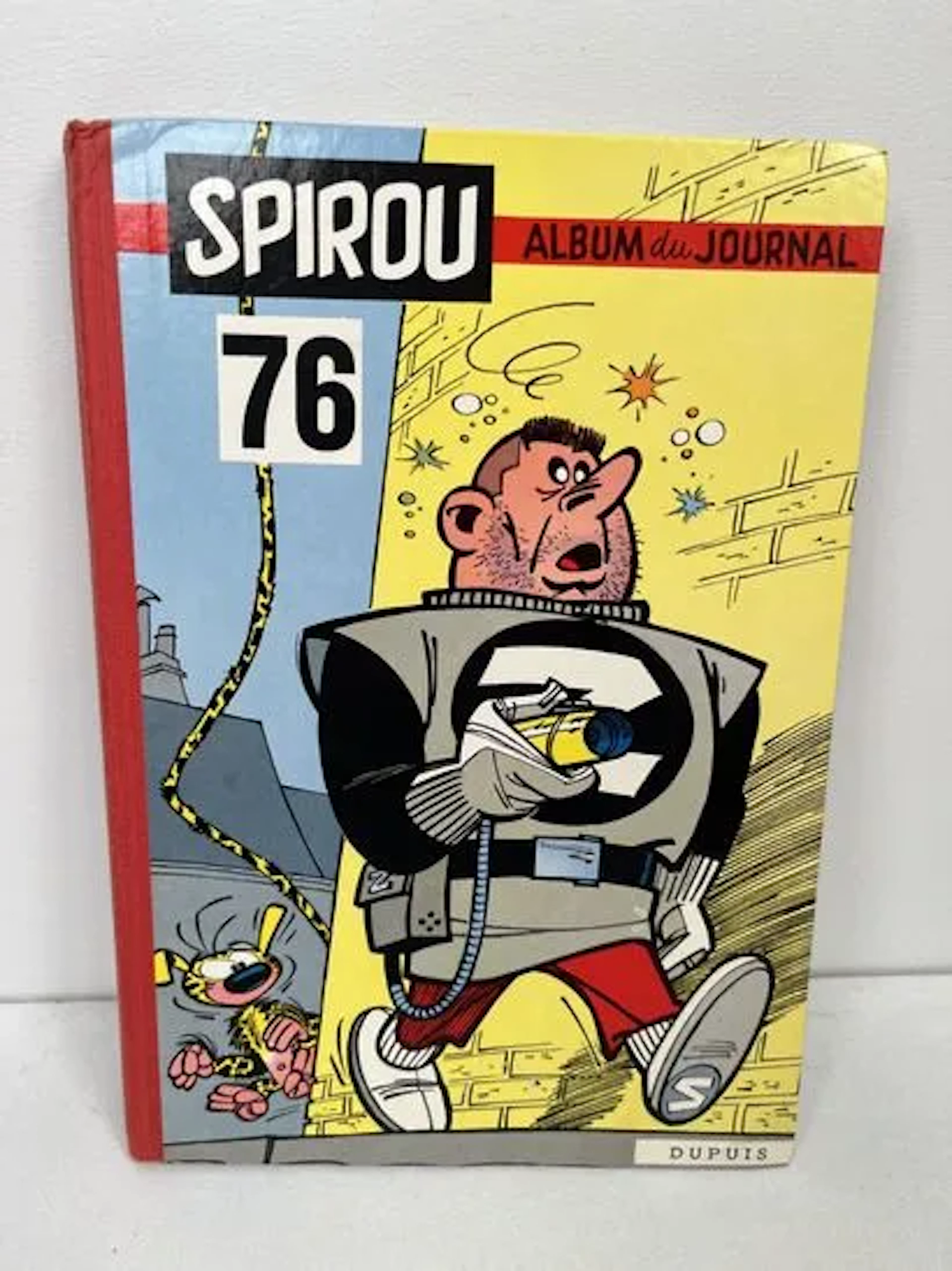 Spirou. Comic book No. 76. - Lot 210