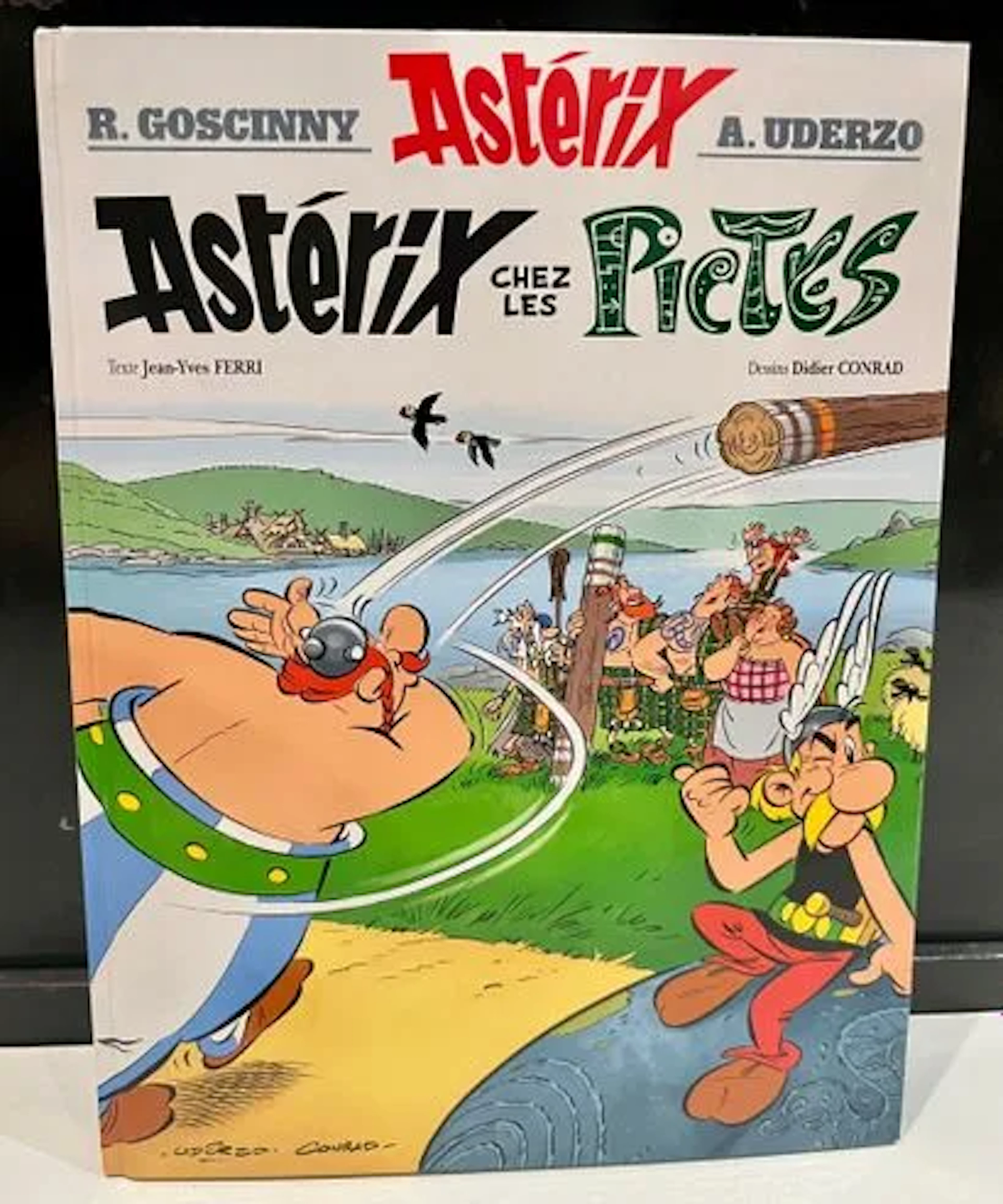 Asterix and the Picts. - Lot 29