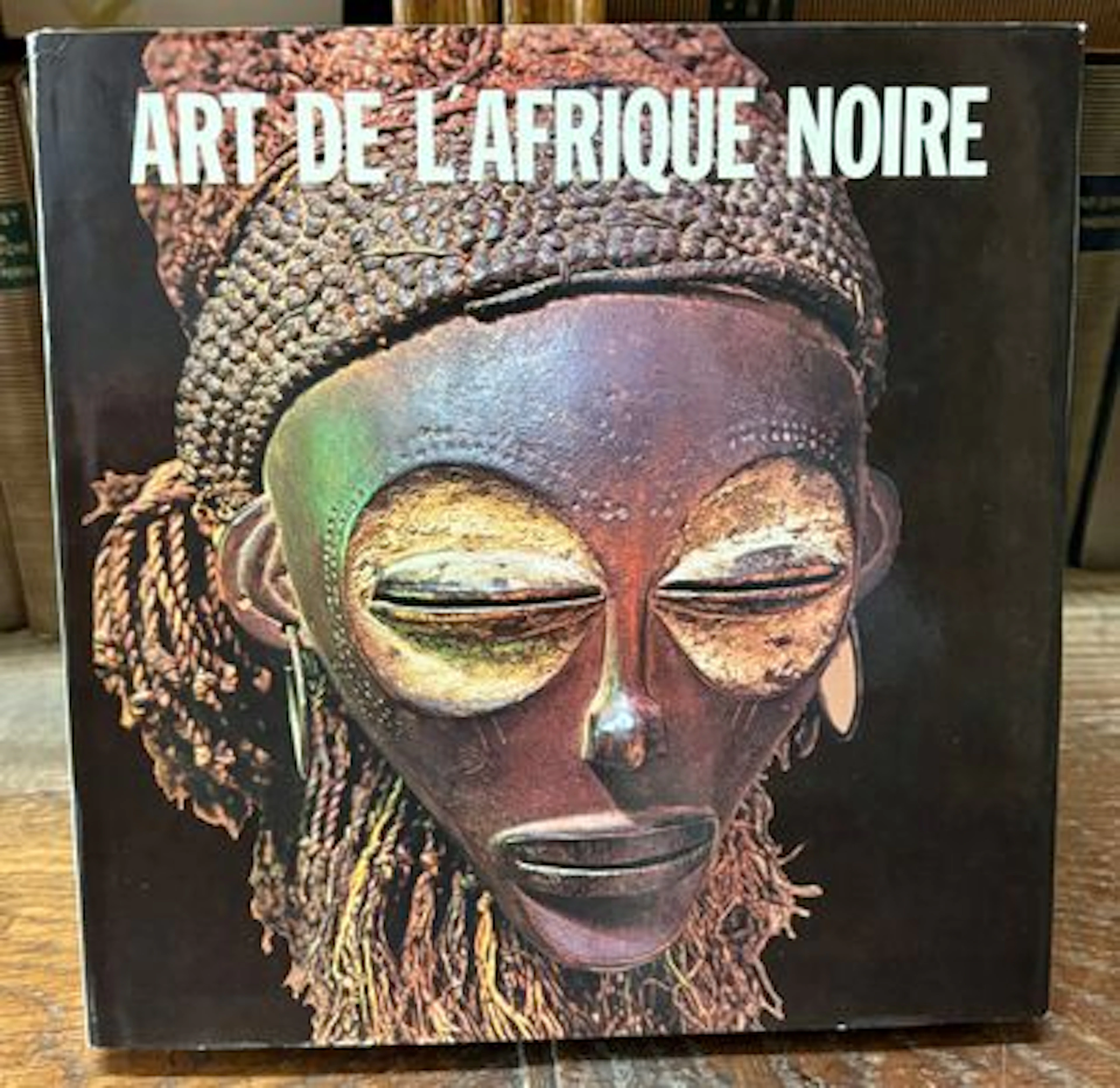 LEUZINGER (Elsy). Art of Black Africa. - Lot 210