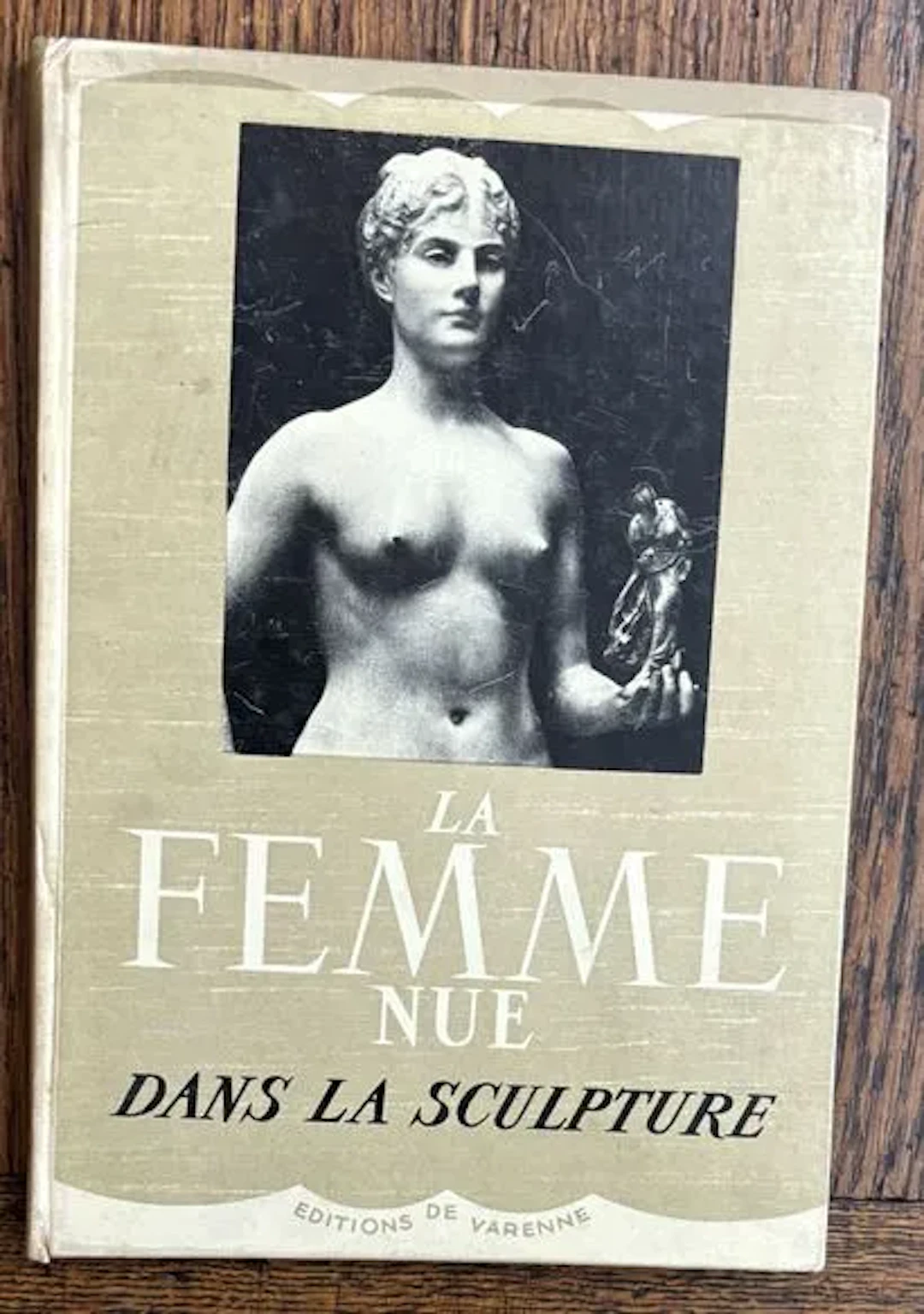 CINOTTI (Mya) — LA FEMME NUE DANS LA SCULPTURE - Lot 62