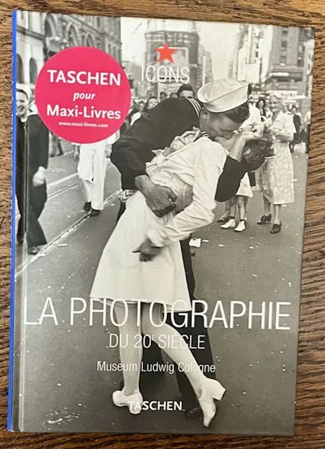 MISSELBECK (Reinhold), dir. — La Photographie du 20e siècle. - Lot 182