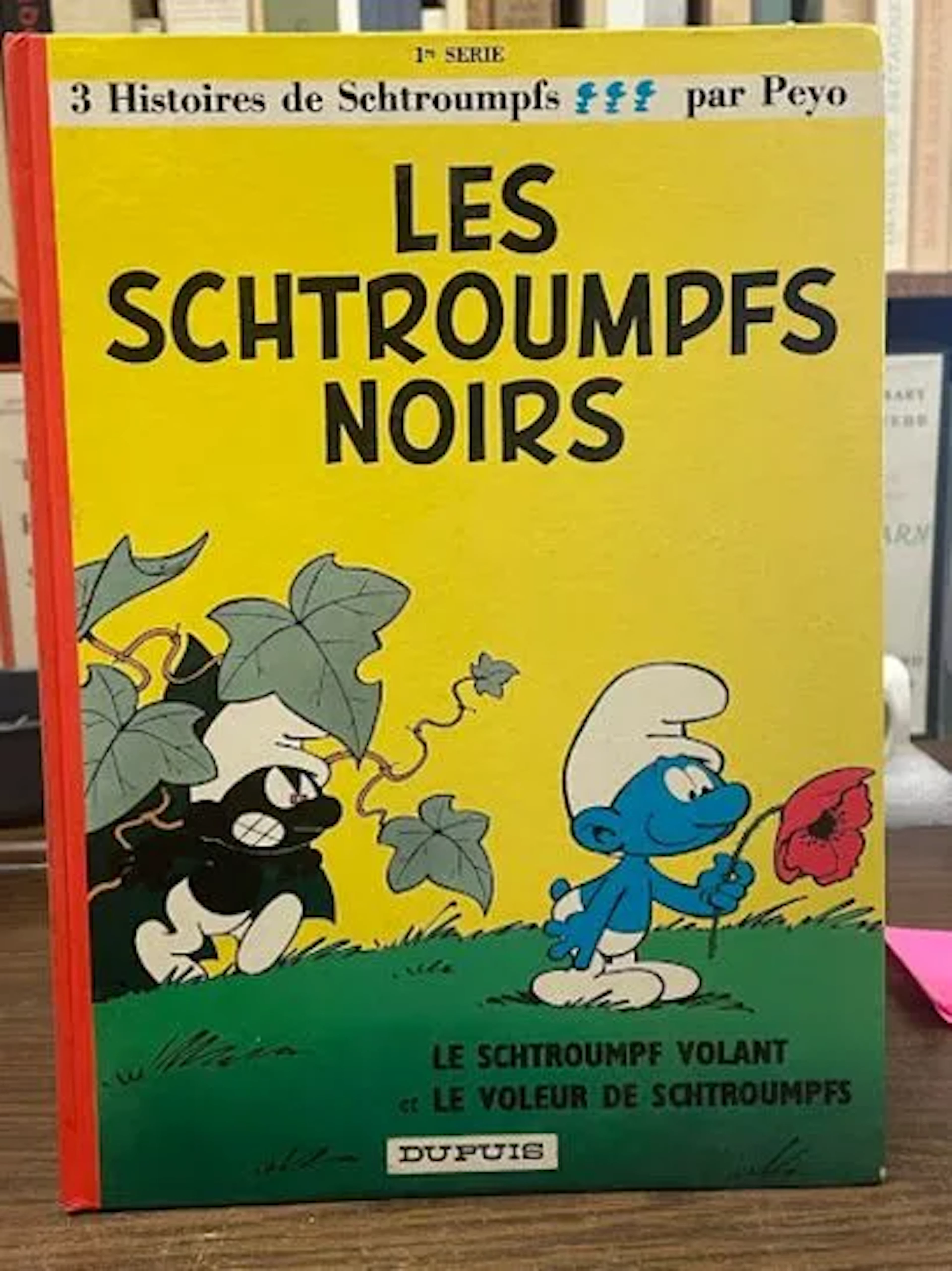 The Black Smurfs - 3 Smurf Stories. - Lot 164