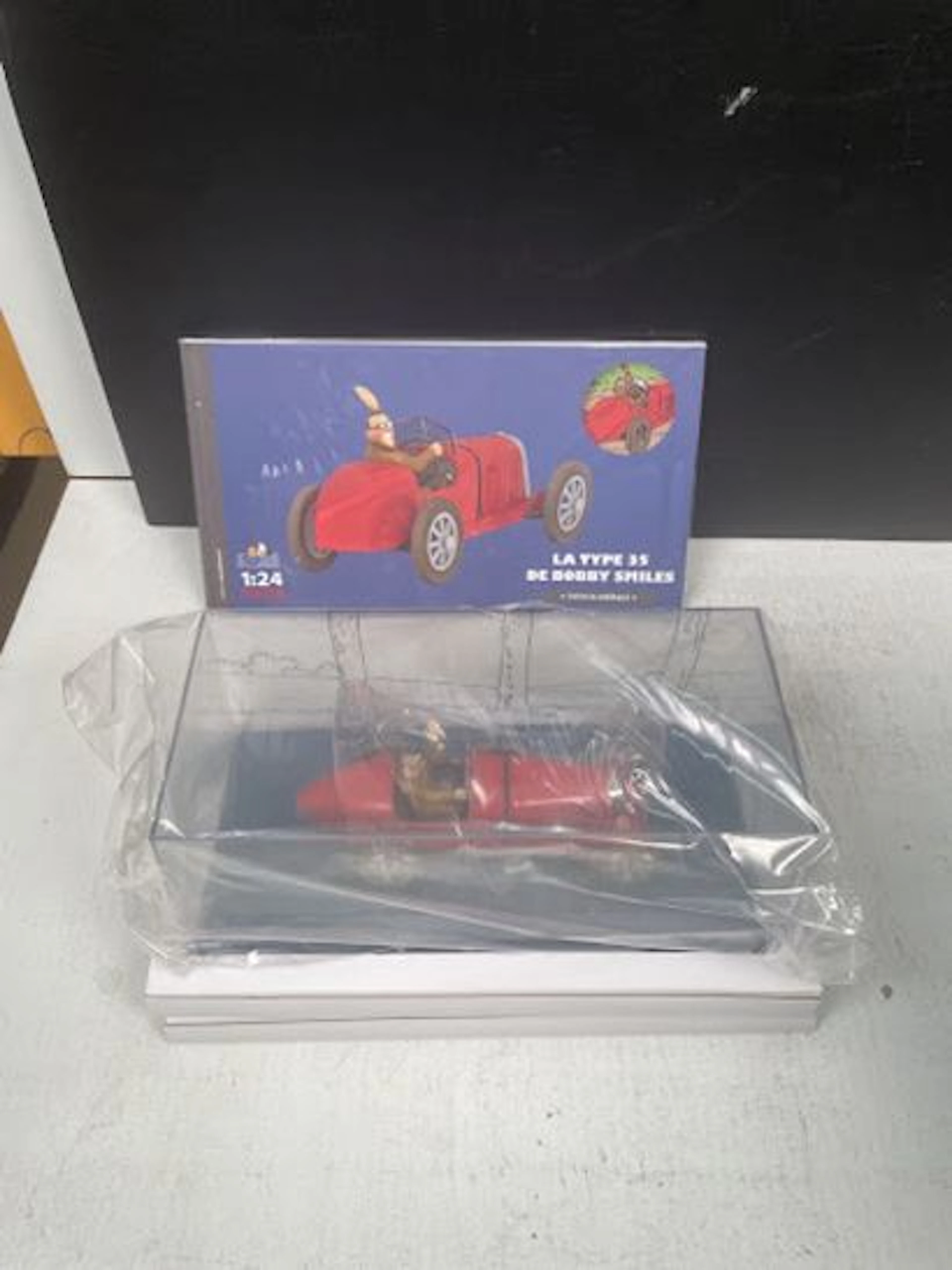 TINTIN (Hergé) - Véhicule 1/24 : La Type 35 de Bobby Smiles - Lot 256