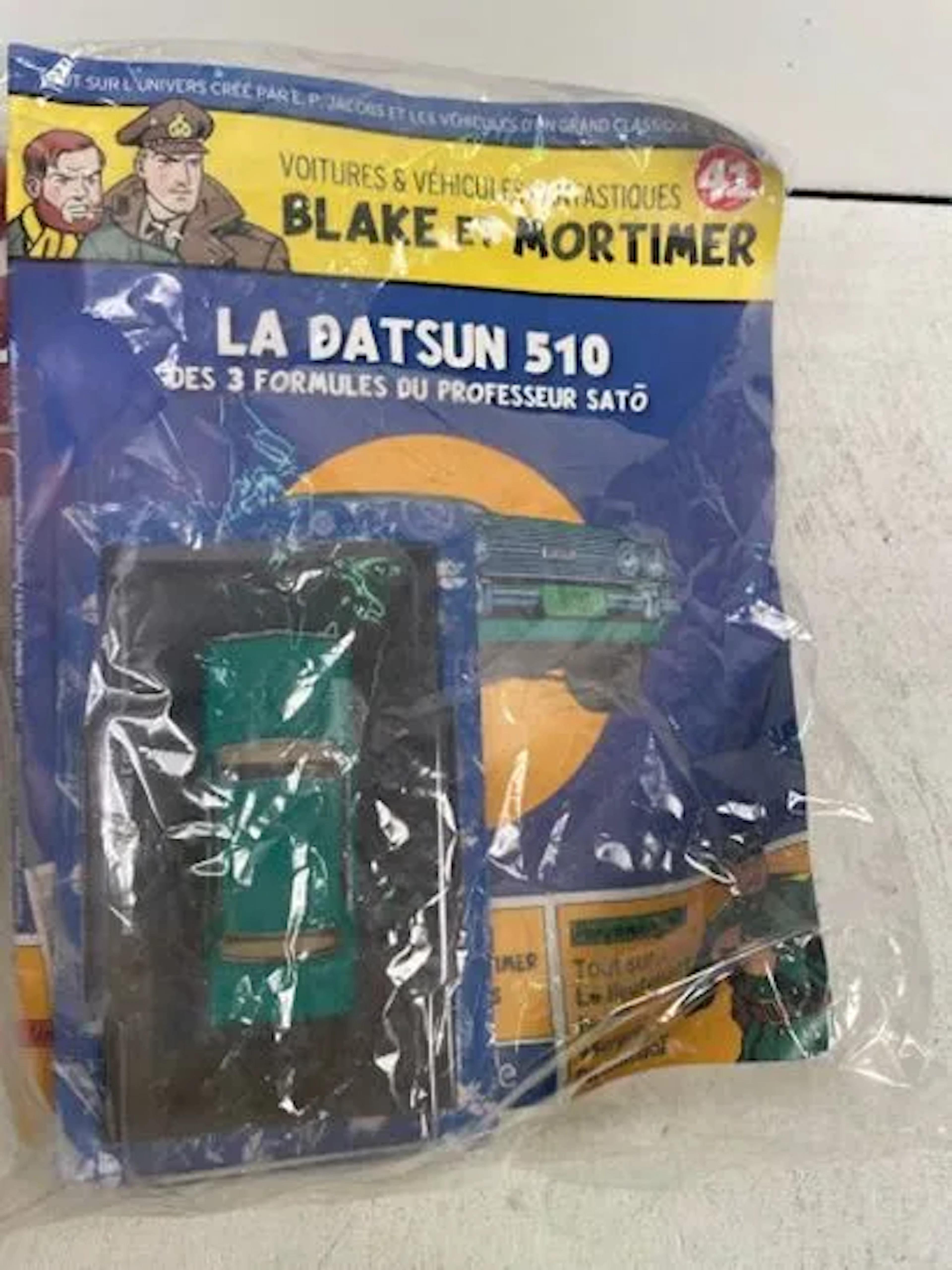 BLAKE AND MORTIMER FANTASY CARS & VEHICLES (HACHETTE) - Lot 273