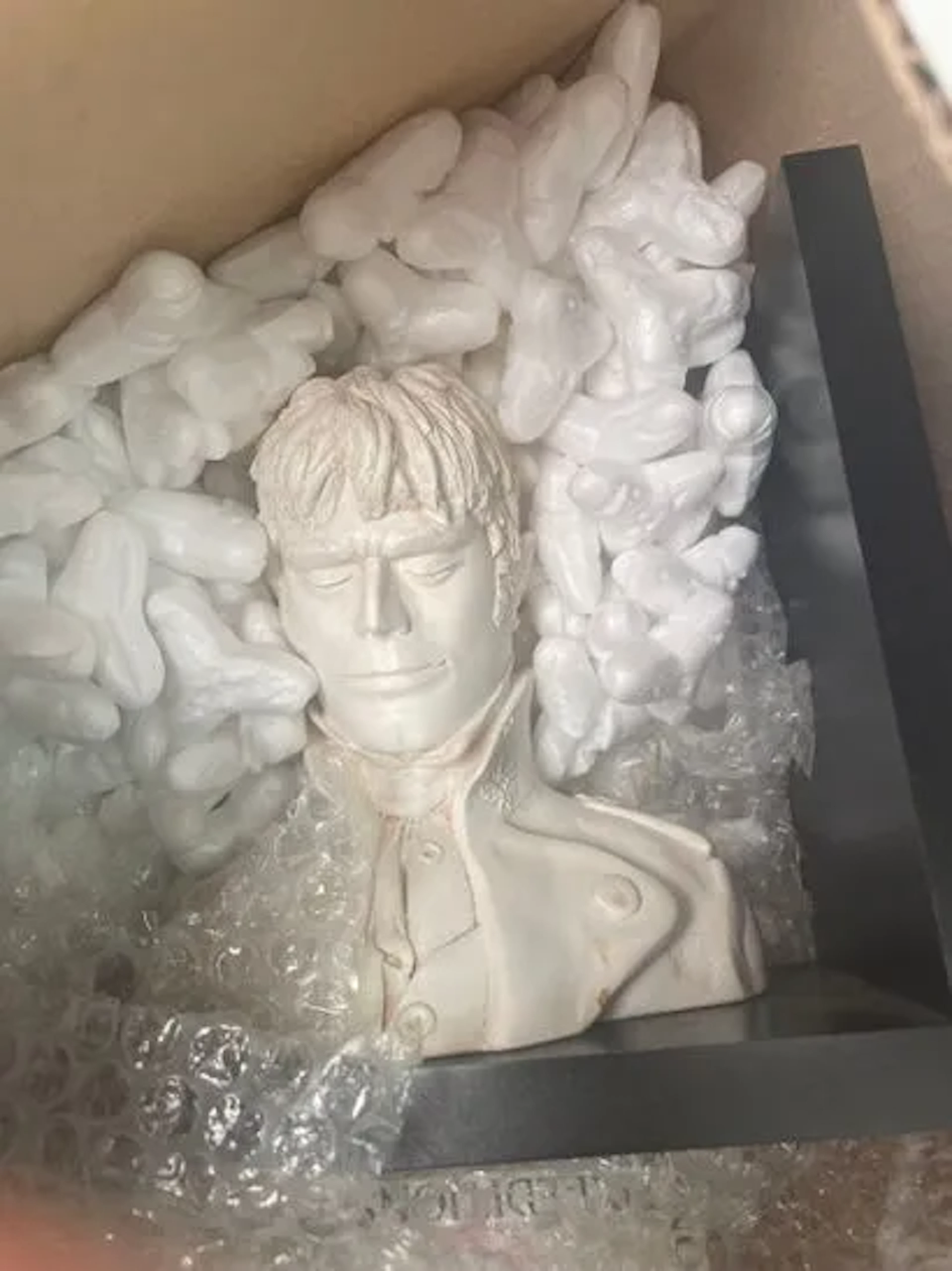 Corto Maltese and Rasputin monochrome bookends - Leblon Deli - Lot 62