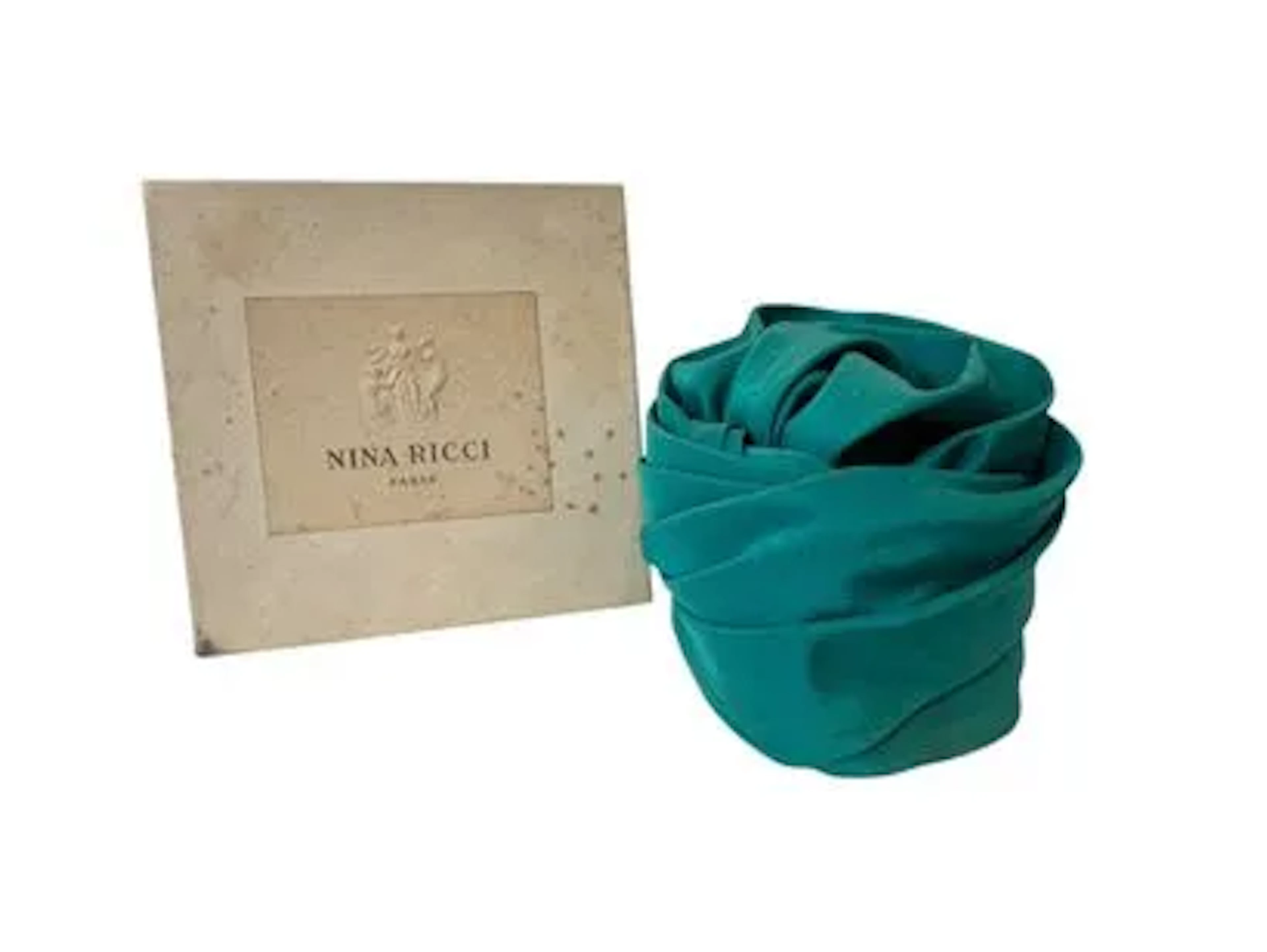 NINA RICCI - Lot 157