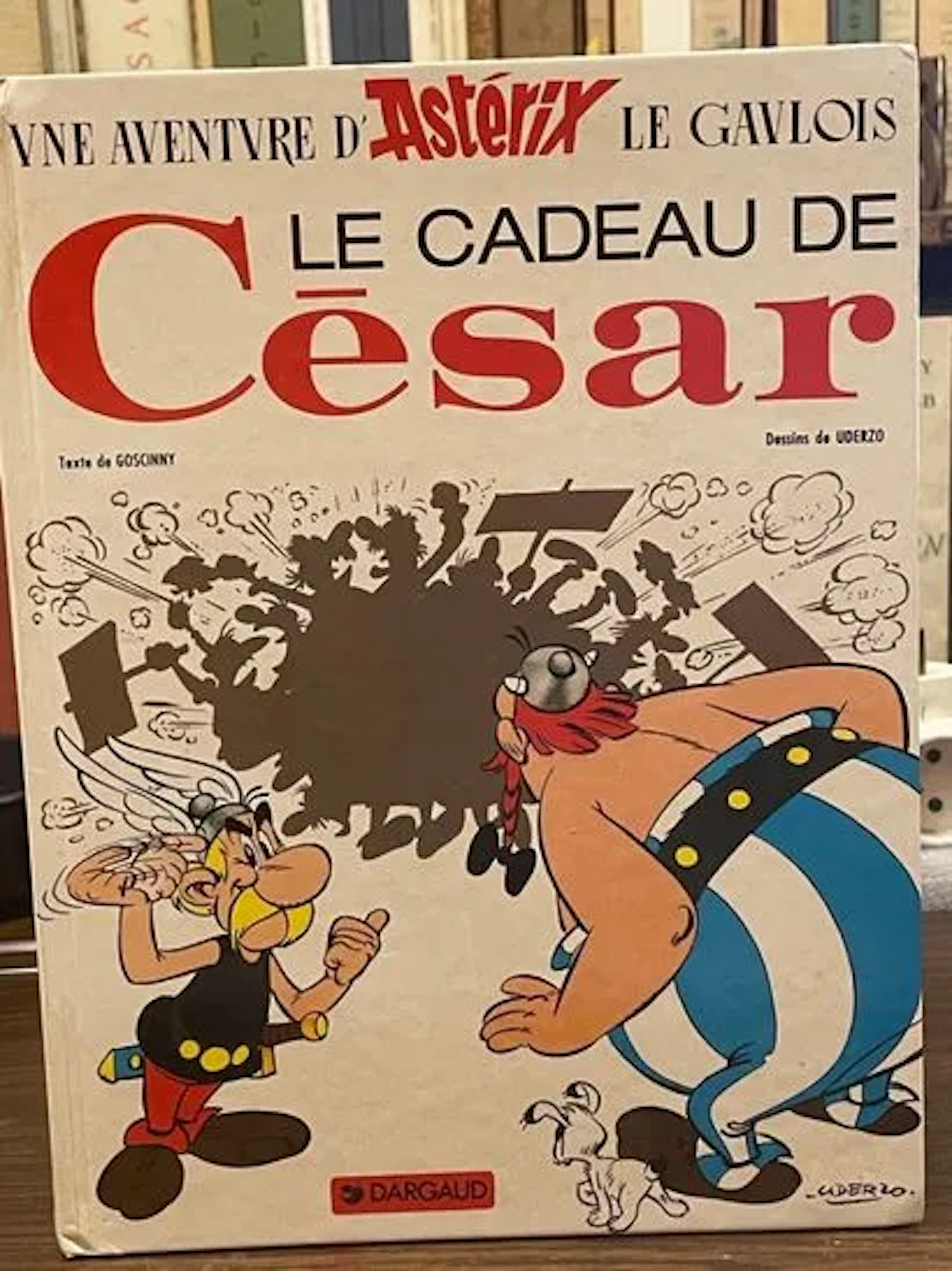 Asterix - Caesar's Gift. - Lot 9