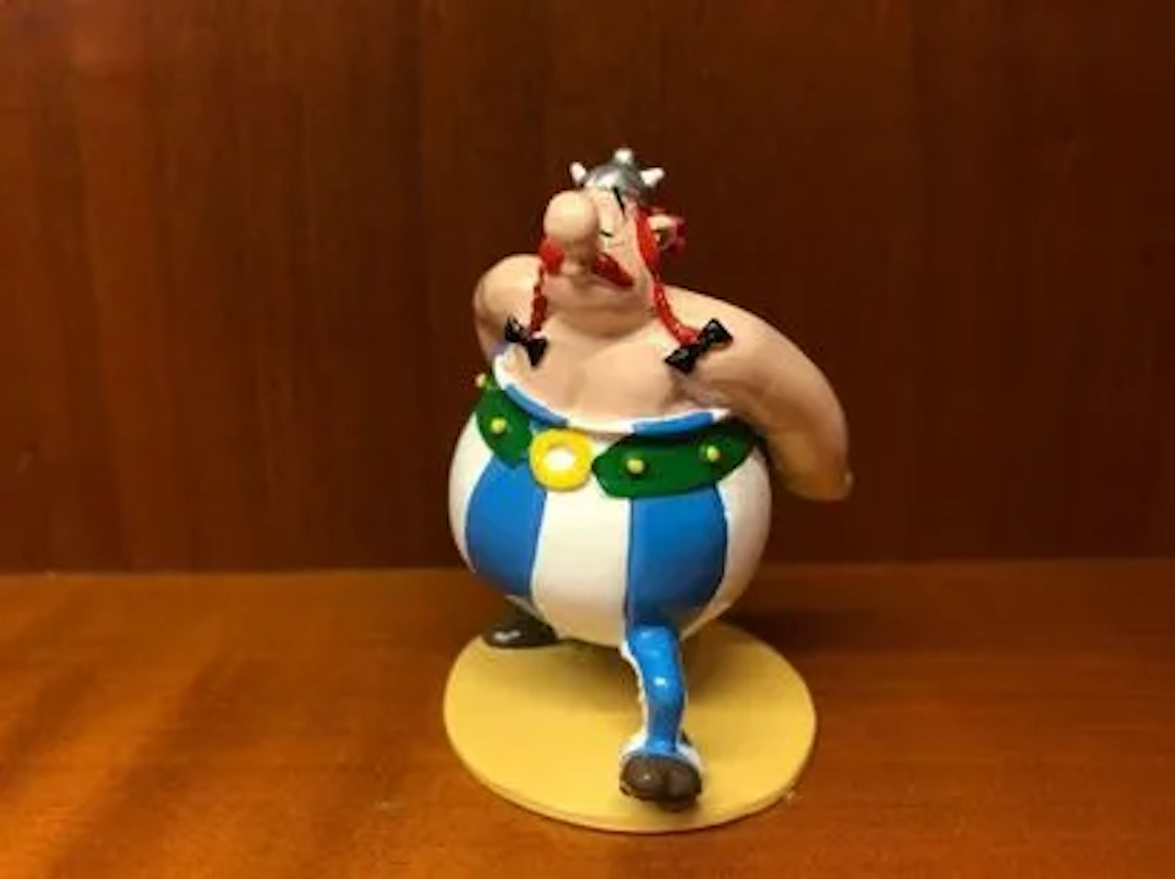 2361 Pixi Uderzo - Asterix Classic: So what? There's more to - Lot 31