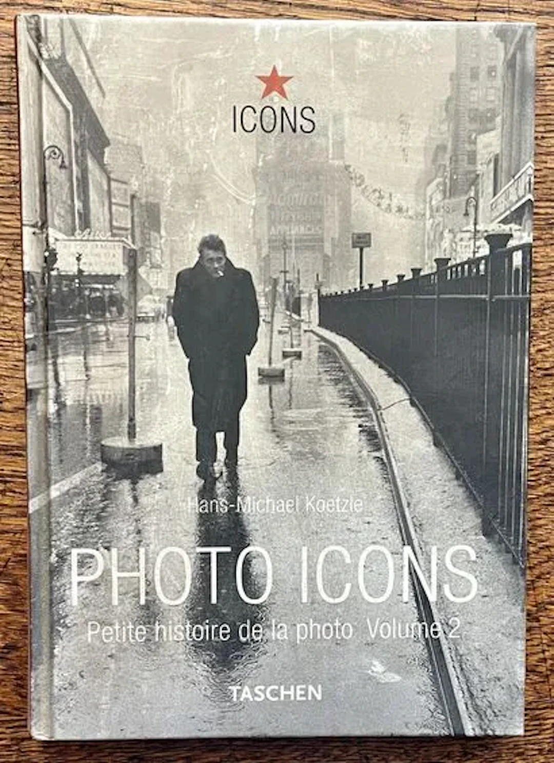 KOETZLE (Hans-Michael). — Photo Icons: A Brief History of Ph - Lot 143
