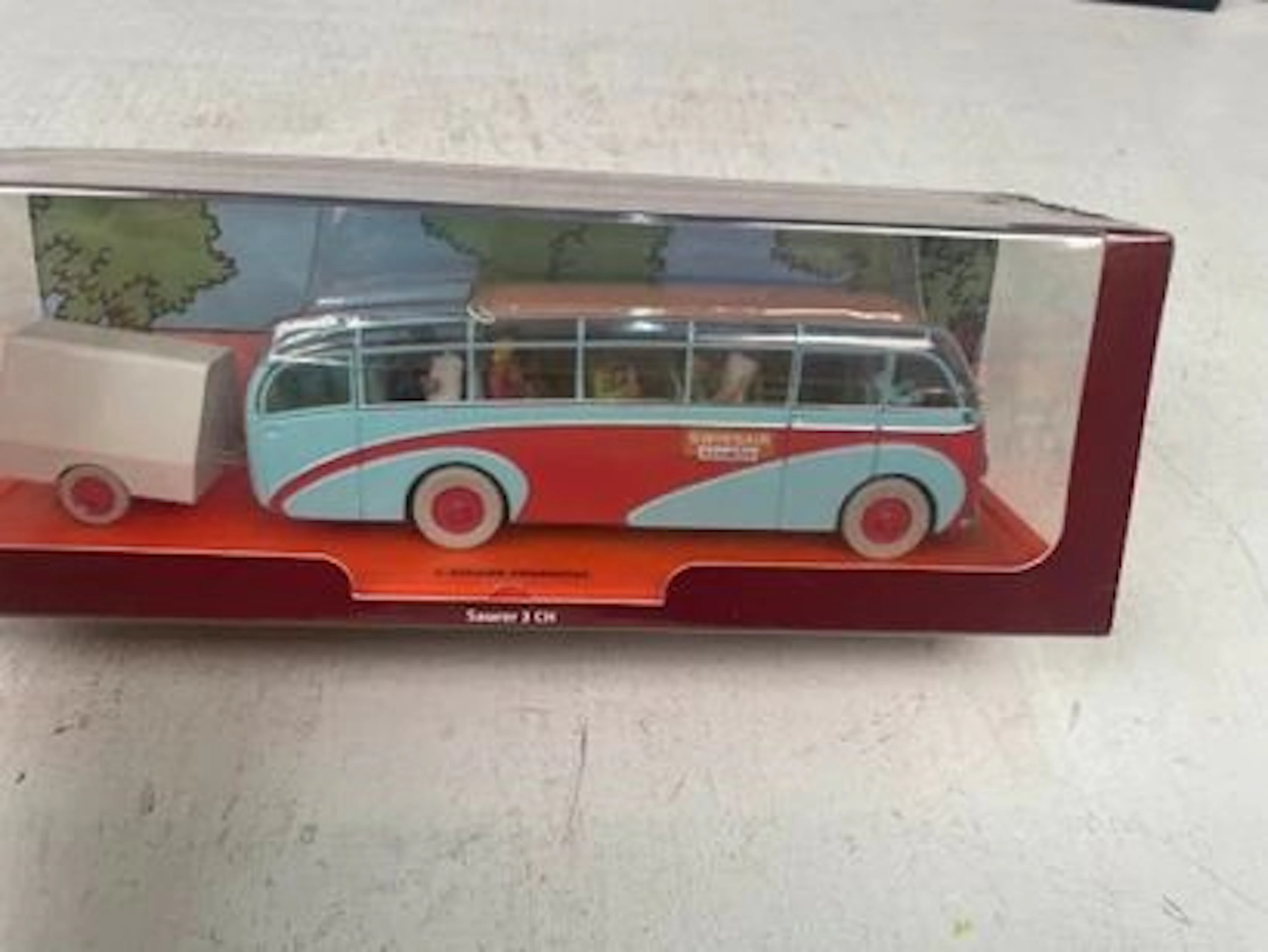 En voiture Tintin - Le bus de la Swissair (Saurer 3 CH) - So - Lot 168