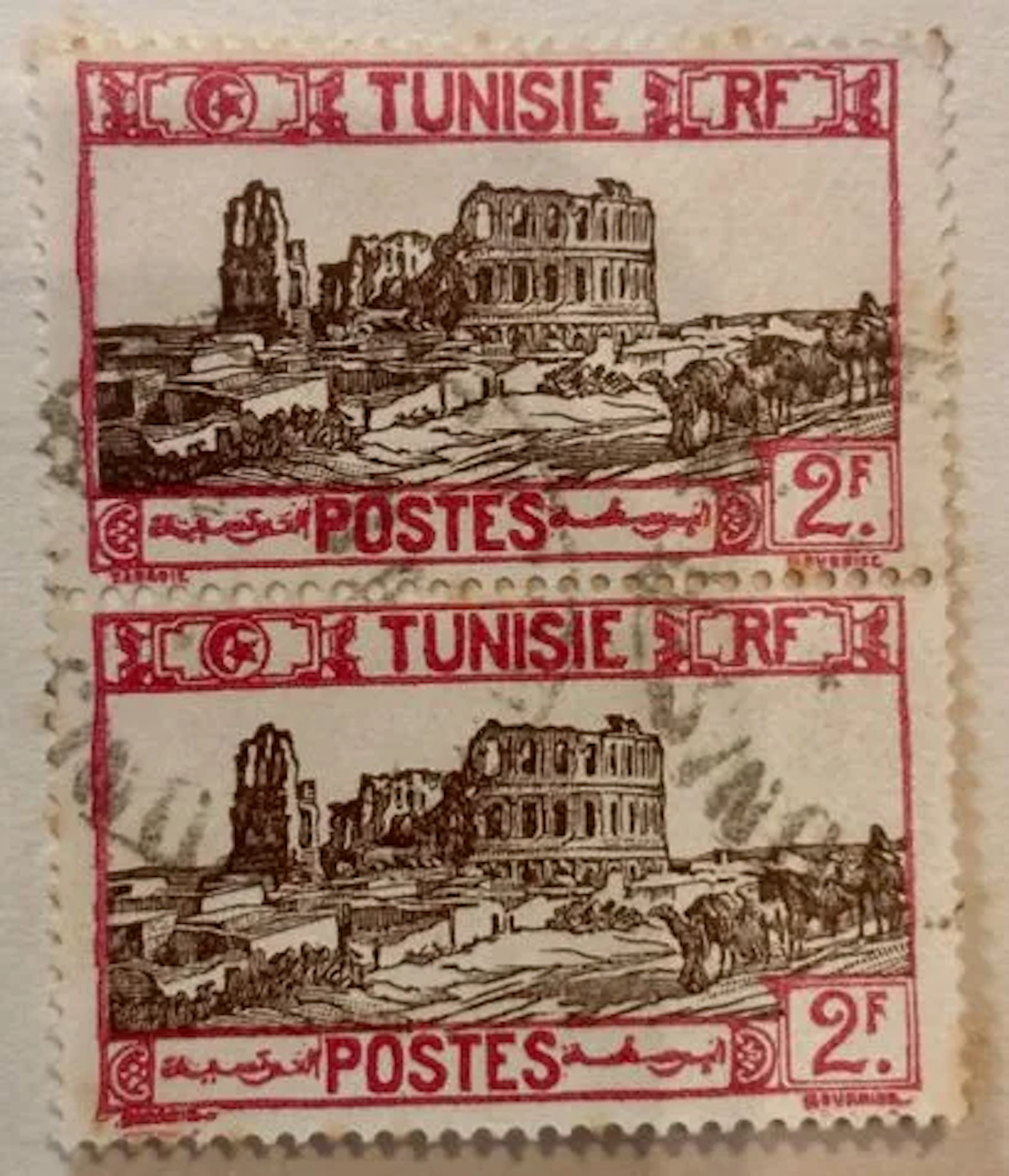 TUNISIA — PAIR OF 2 F — RUINS AND CARAVAN - Lot 302