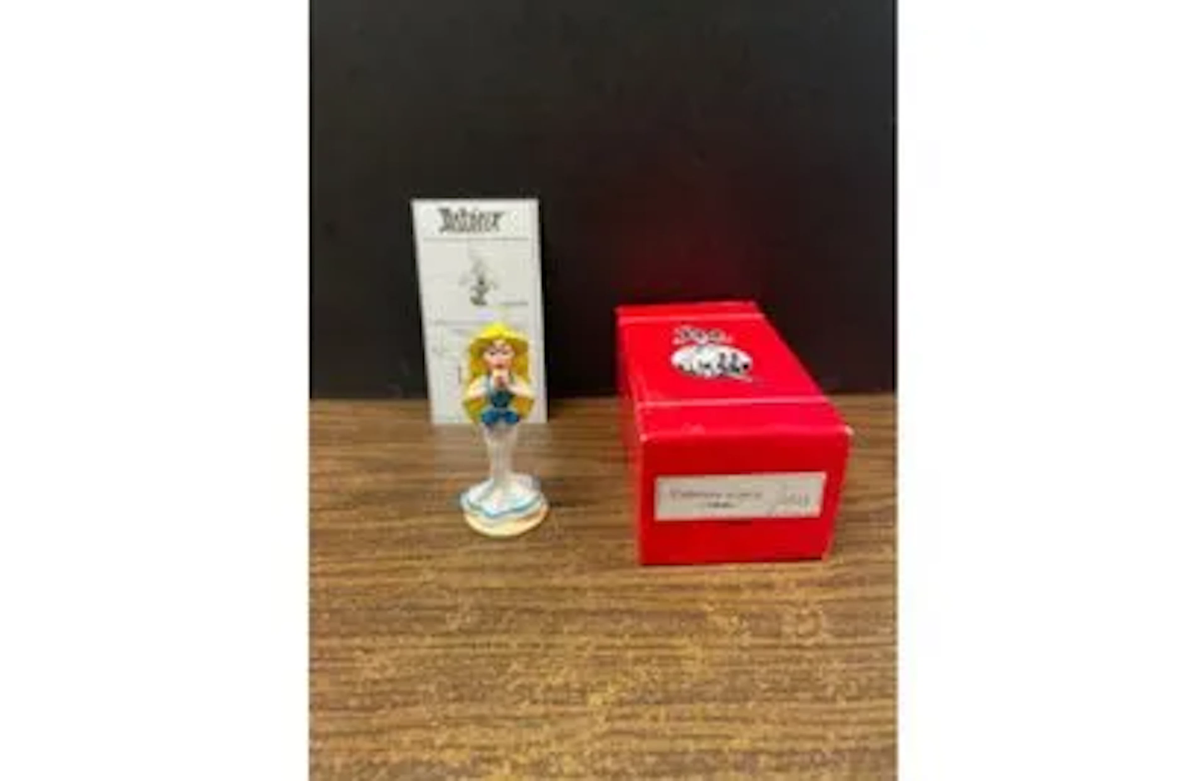 PIXI 1/6523 - Falbala - Lot 64