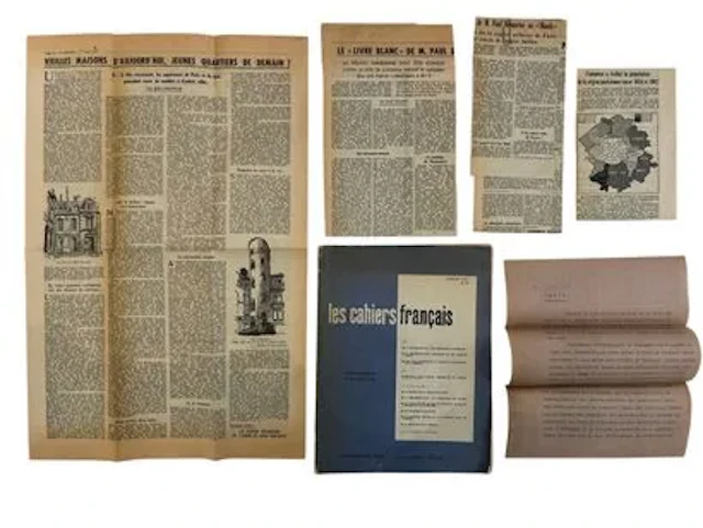 DOCUMENTATION ON PARIS. LA DOCUMENTATION FRANCAISE - Lot 46