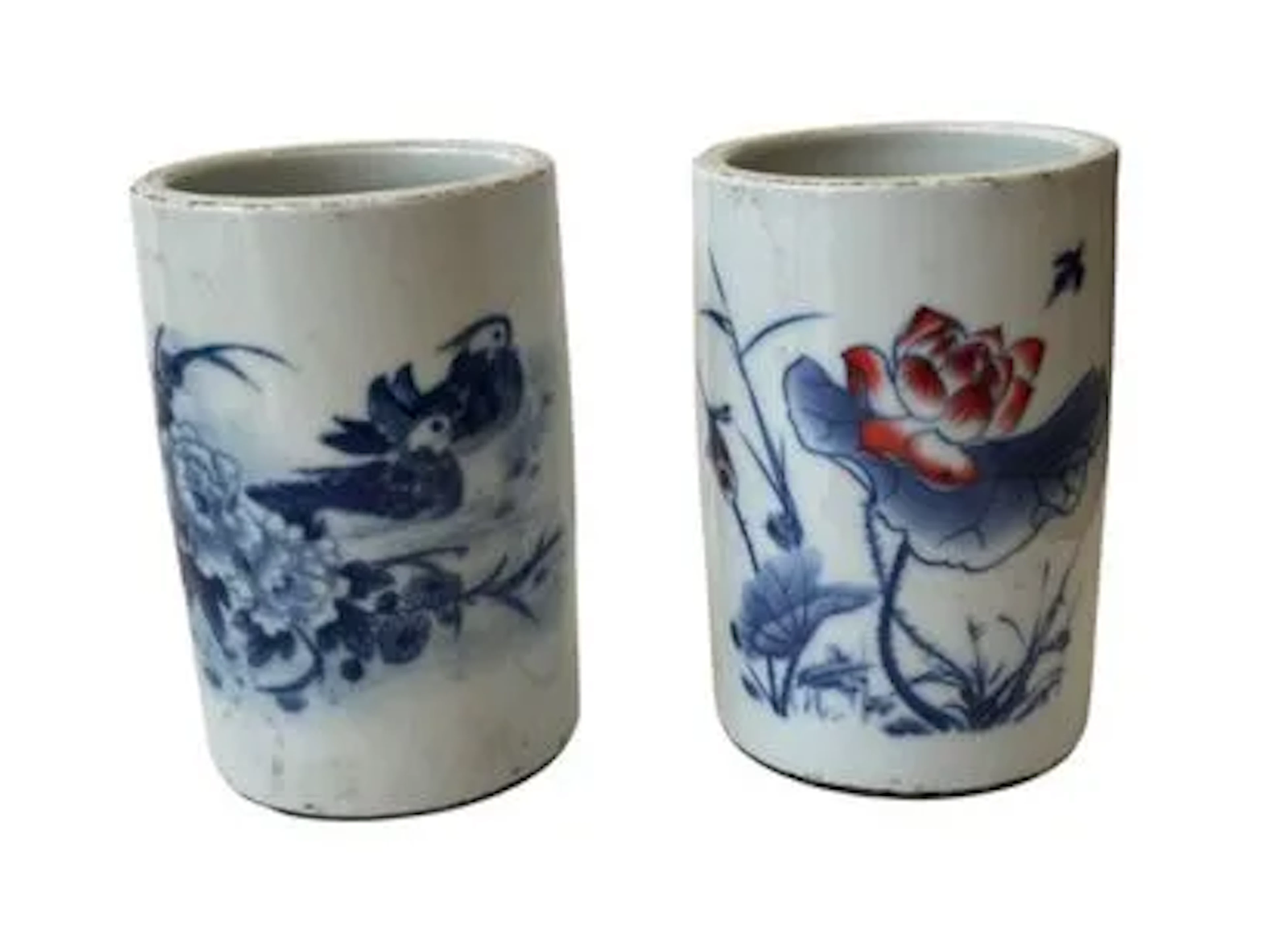 CHINA 2 porcelain brush holders H 12 cm - Lot 130