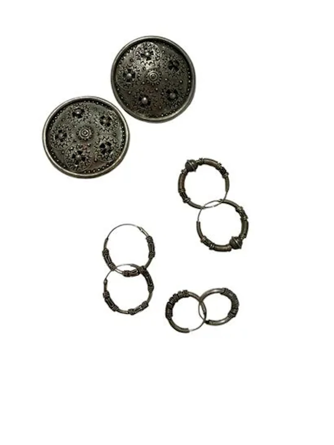 SET OF BERBER SILVER JEWELRY - Lot 167