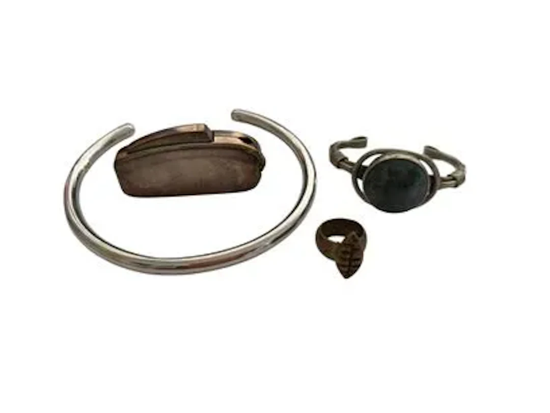JEWELRY - Lot 270