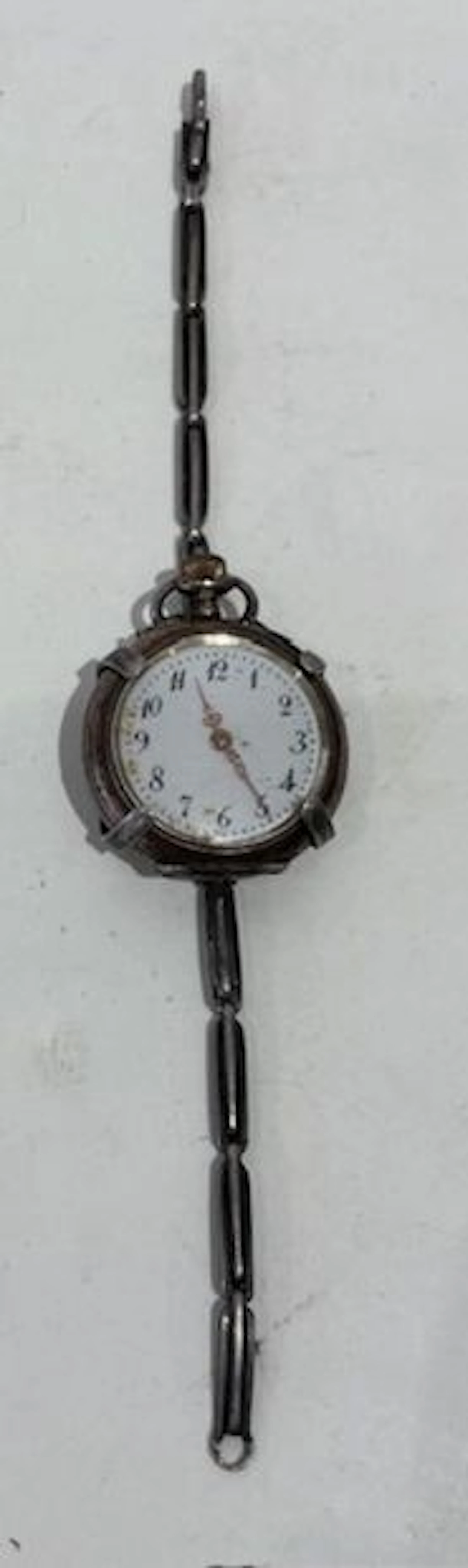 SILVER WATCH - Lot 383