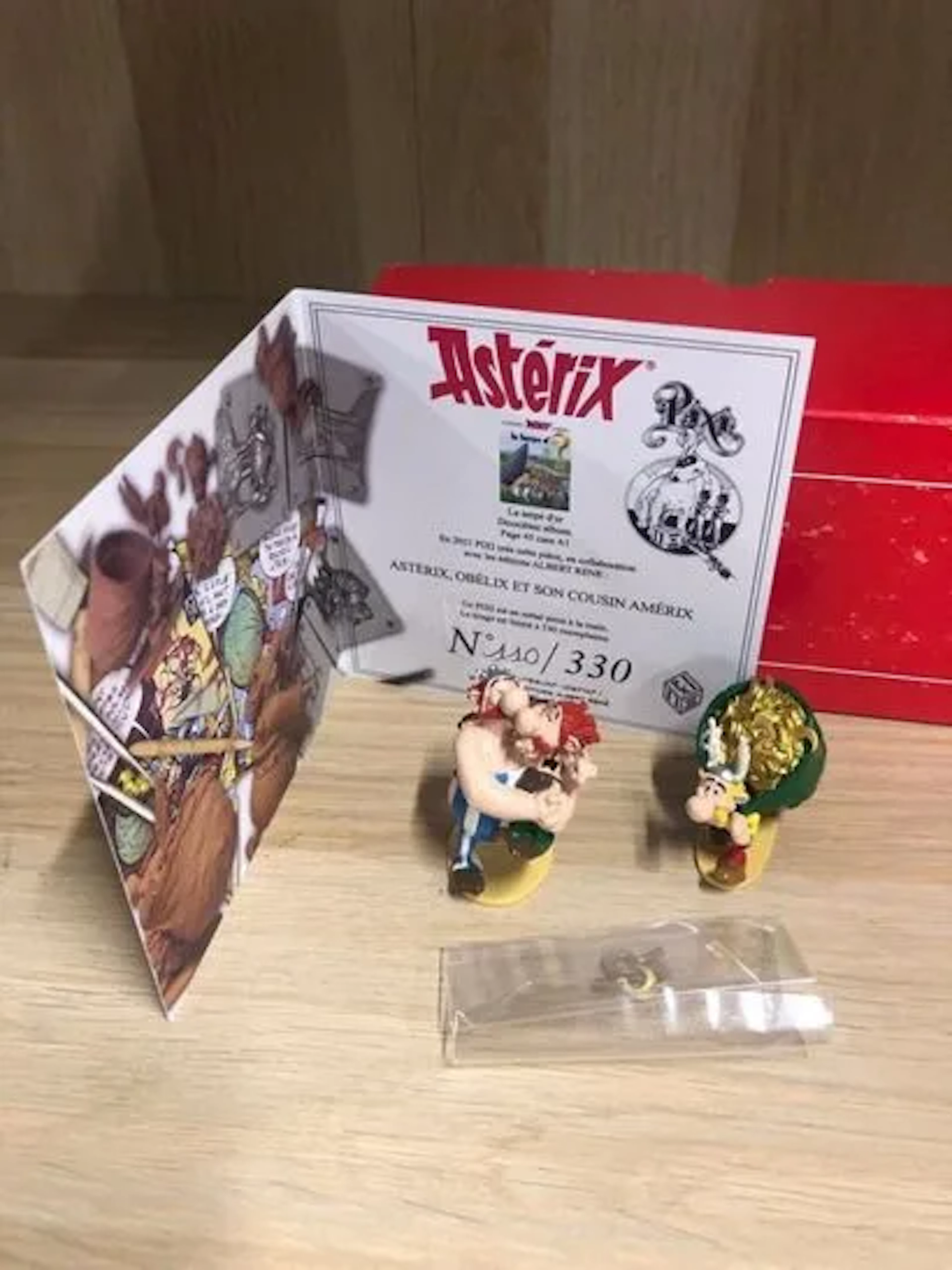 PIXI 2360 - Asterix, Obelix, and Their Cousin Amerix - Lot 11